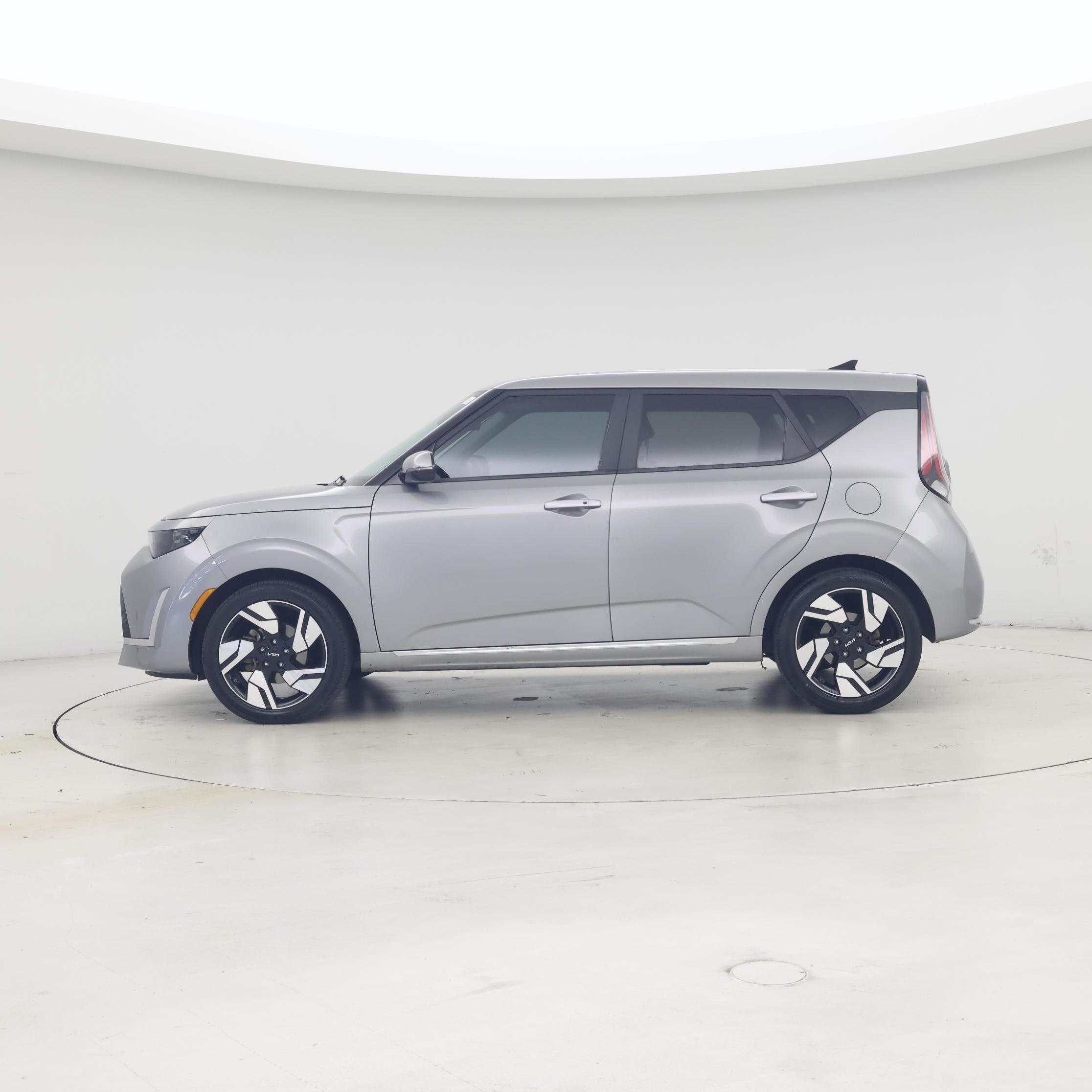 Thumbnail: 2023 Kia Soul - 3