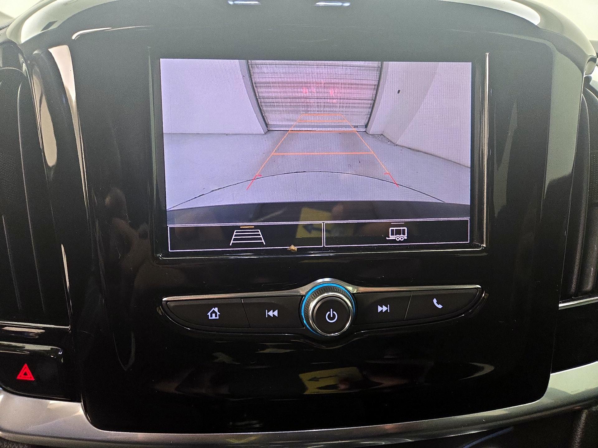 Thumbnail: 2020 Chevrolet Traverse - 14