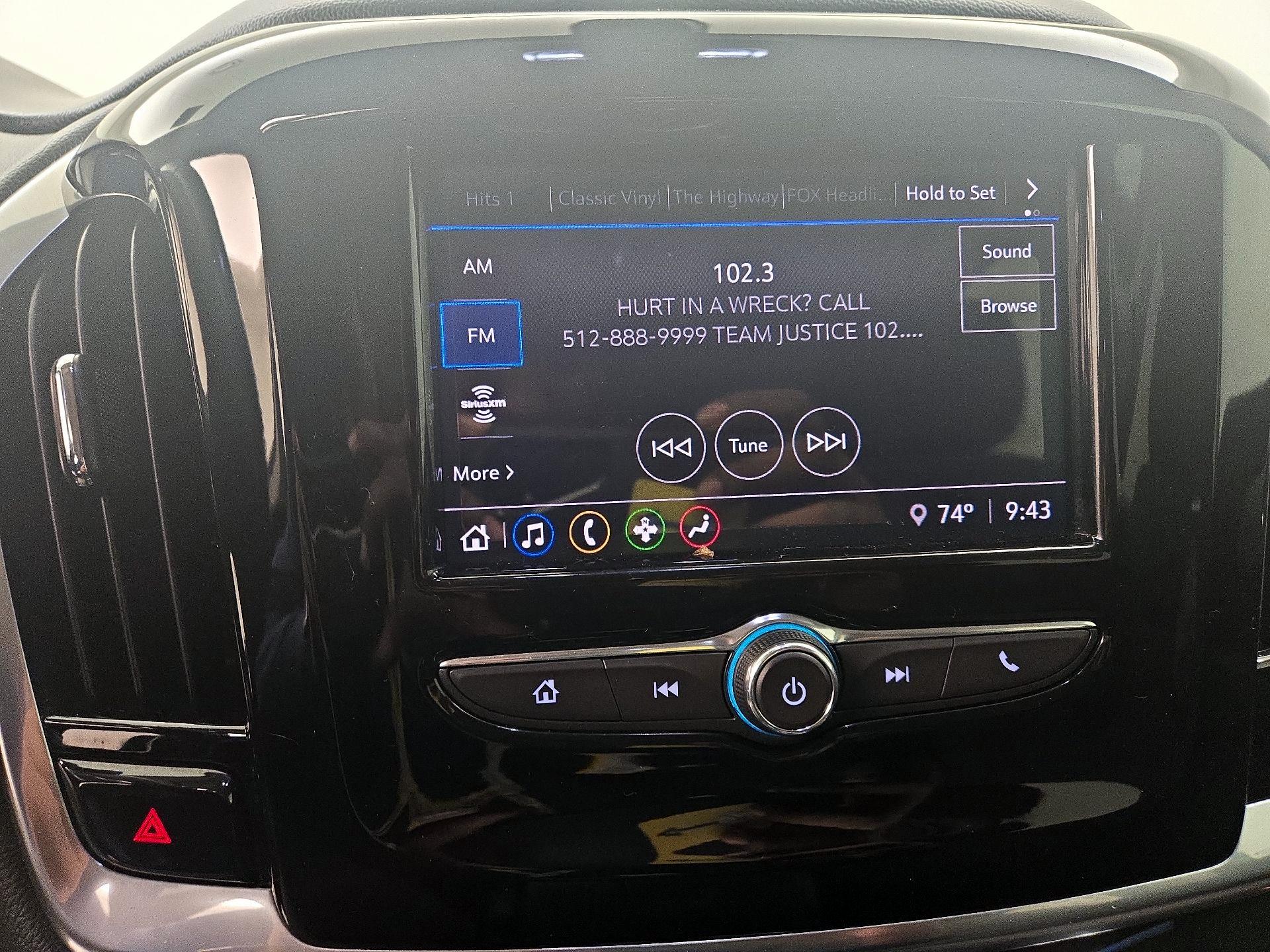 Thumbnail: 2020 Chevrolet Traverse - 15