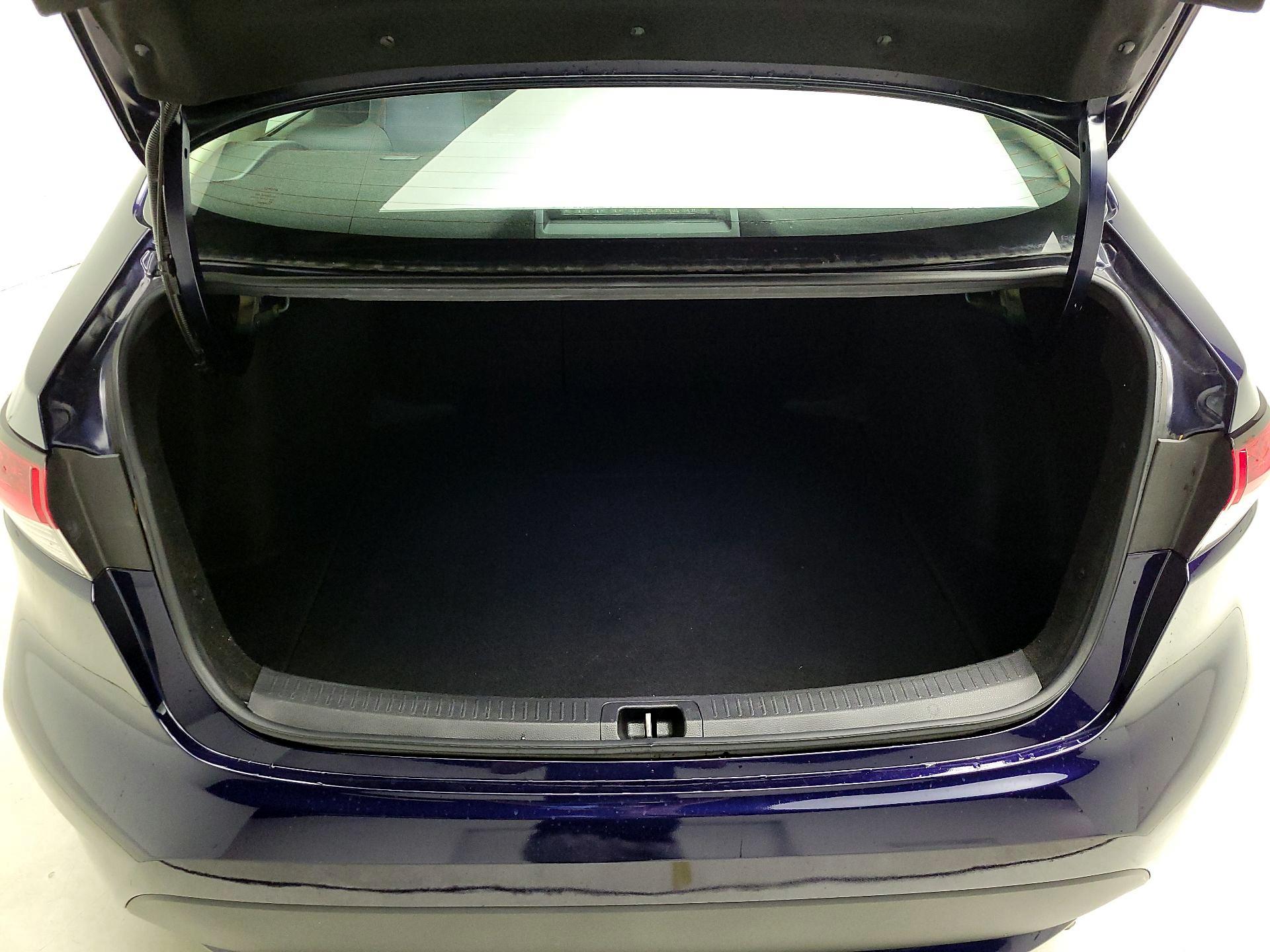 Thumbnail: 2022 Toyota Corolla - 20