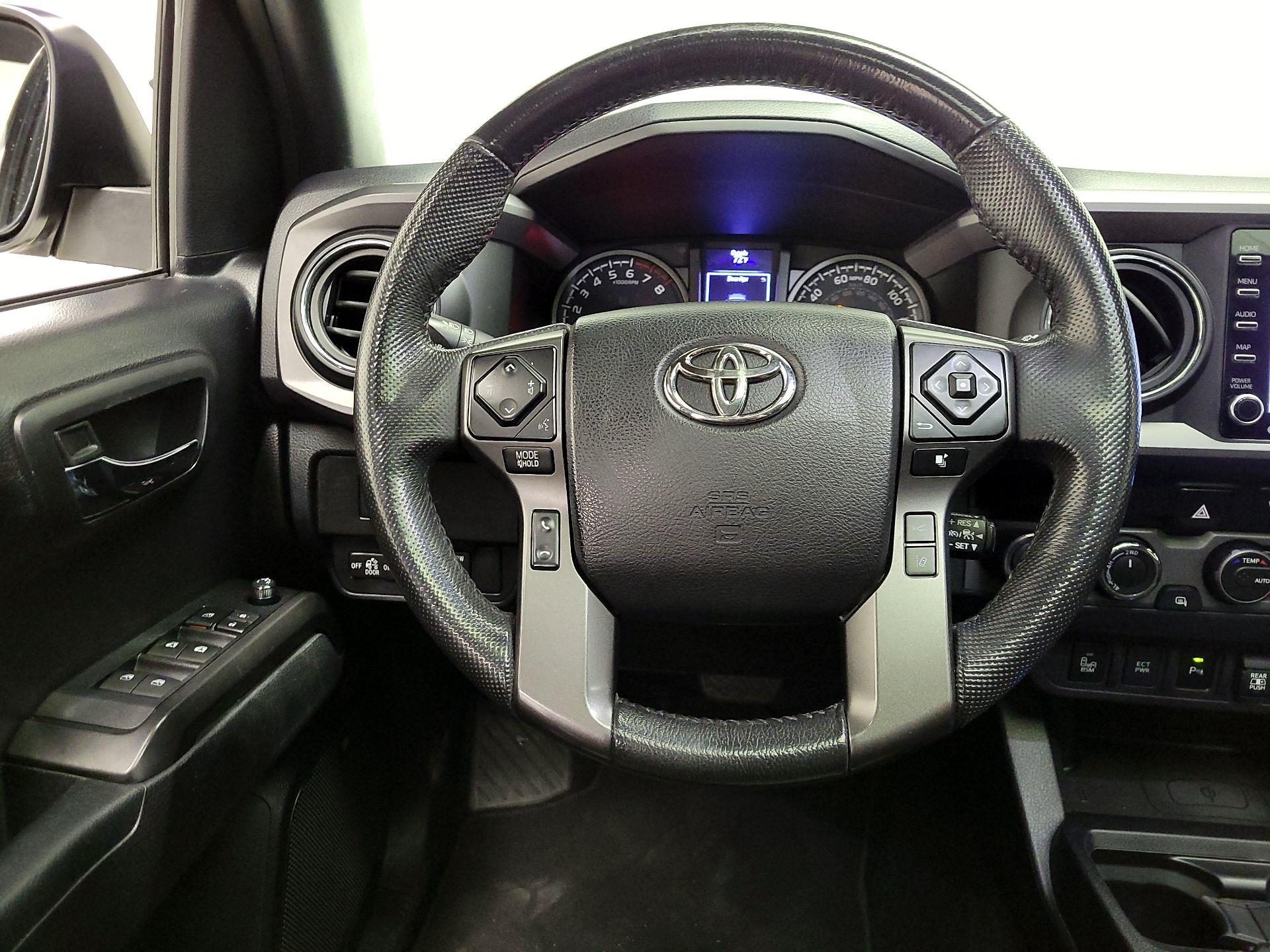 Thumbnail: 2021 Toyota Tacoma - 10