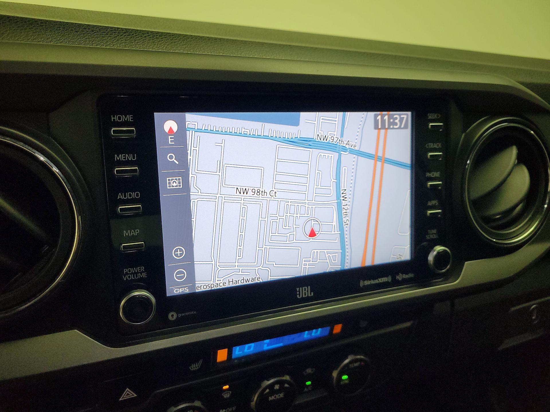 Thumbnail: 2021 Toyota Tacoma - 14