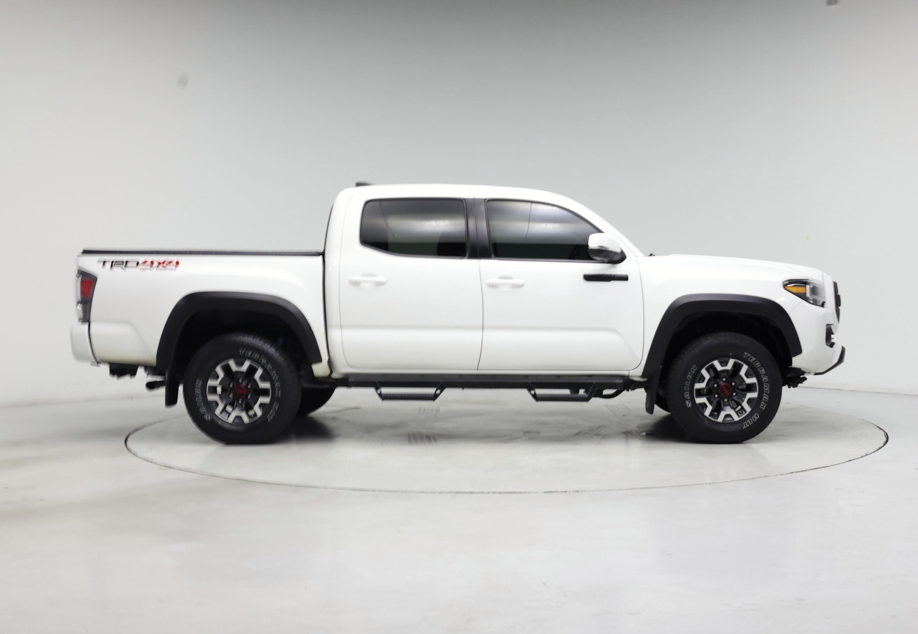 Thumbnail: 2021 Toyota Tacoma - 7
