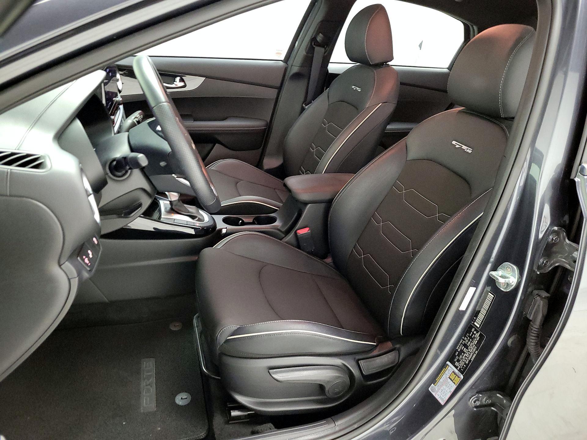 Thumbnail: 2023 Kia Forte - 11