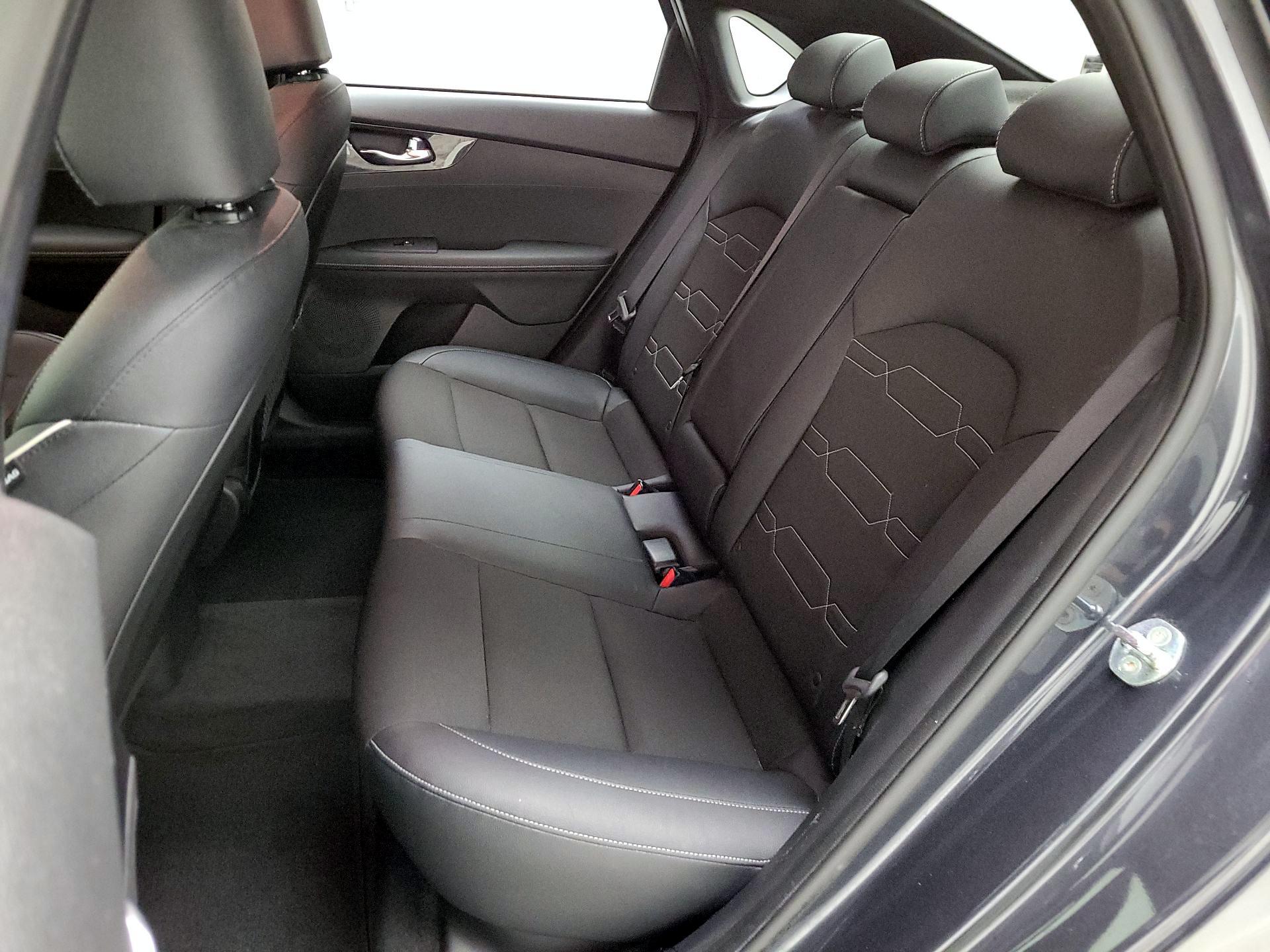 Thumbnail: 2023 Kia Forte - 20