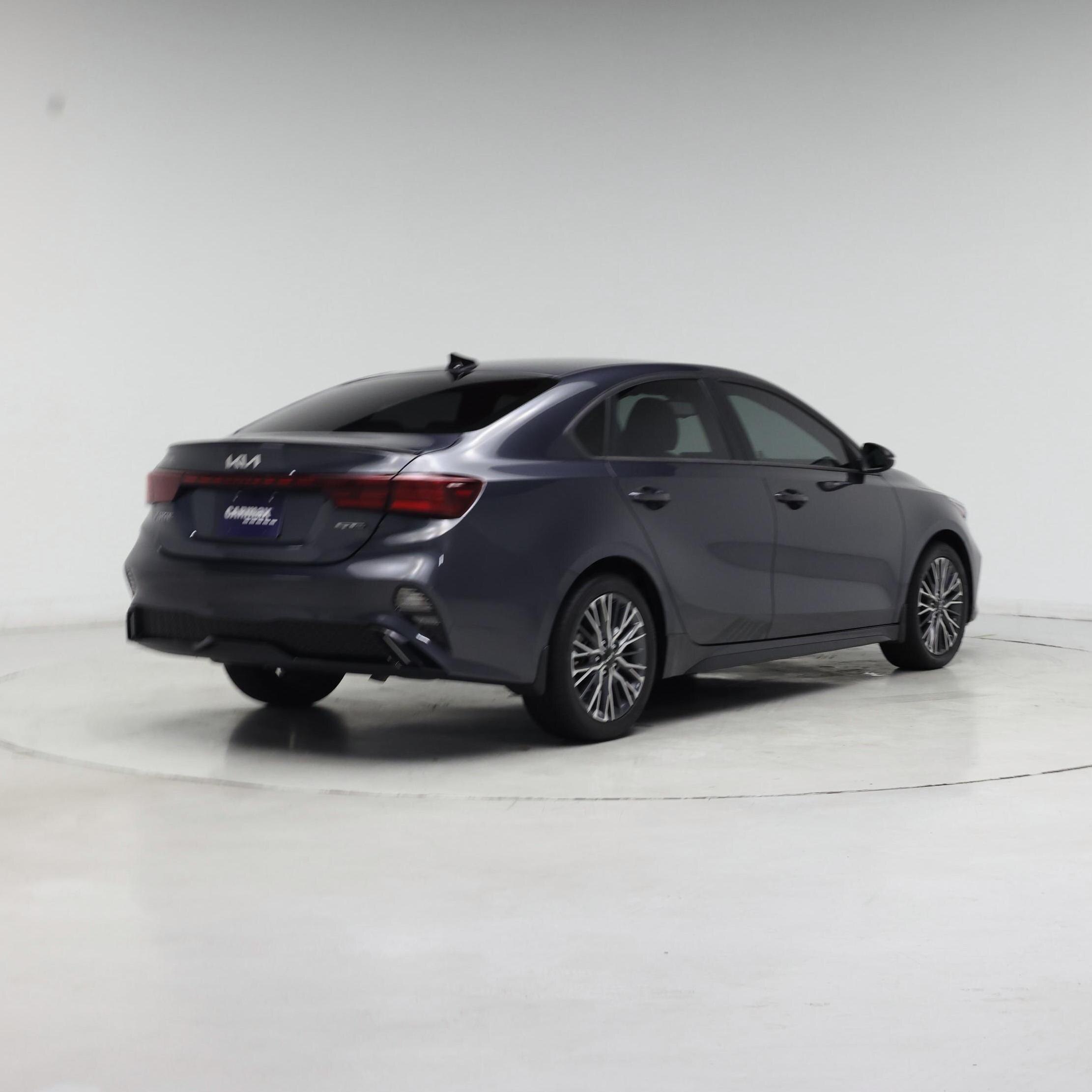 Thumbnail: 2023 Kia Forte - 8