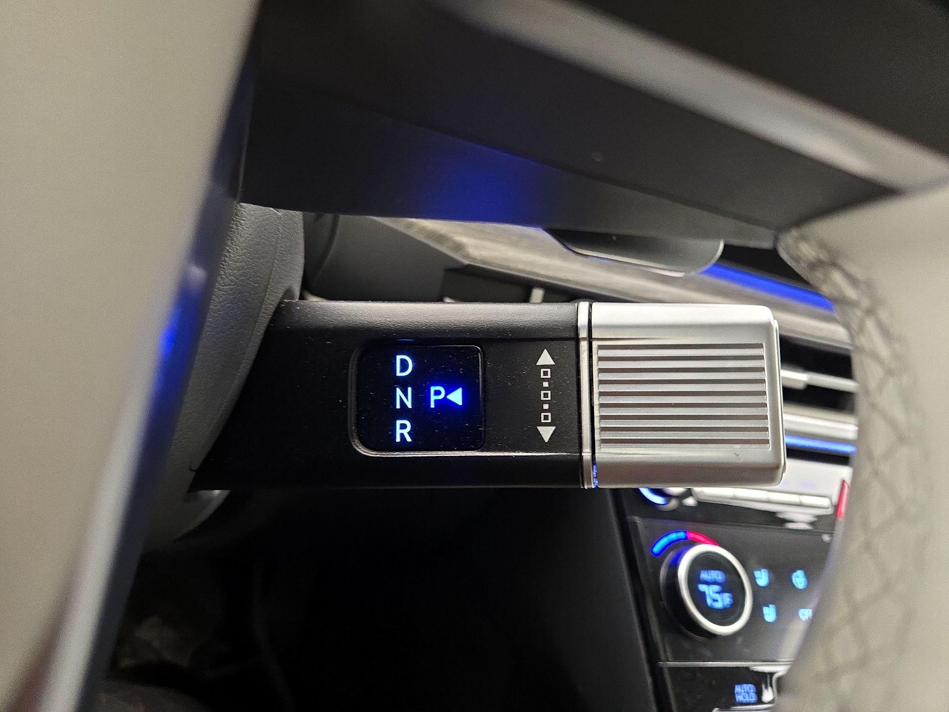 Thumbnail: 2025 Hyundai Santa Fe - 18