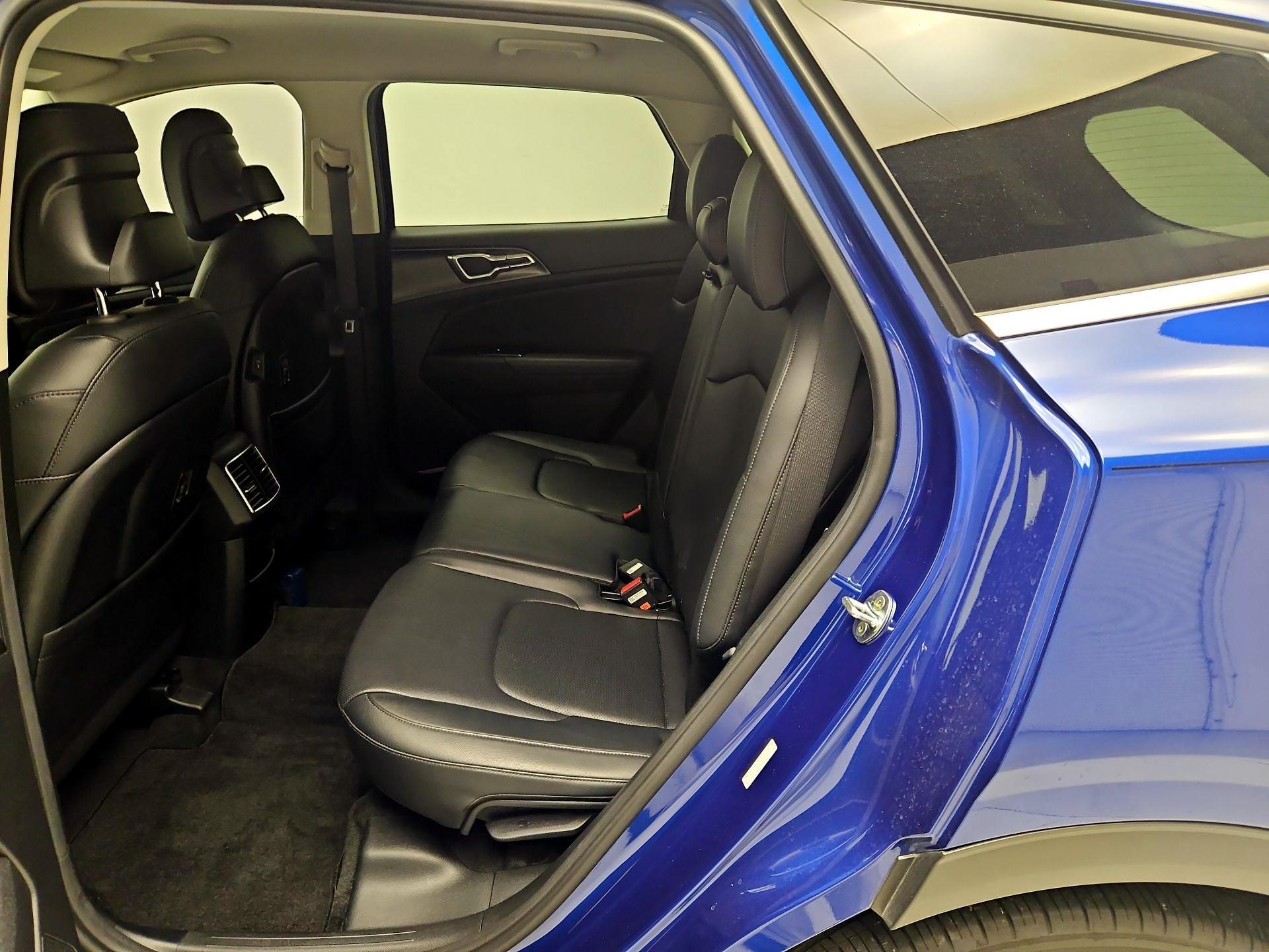 Thumbnail: 2023 Kia Sportage - 20