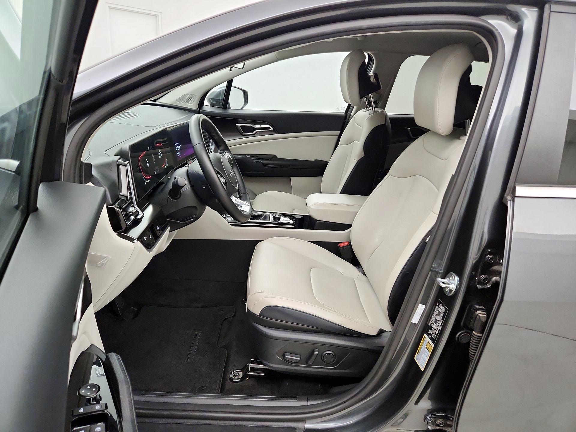 Thumbnail: 2025 Kia Sportage - 11