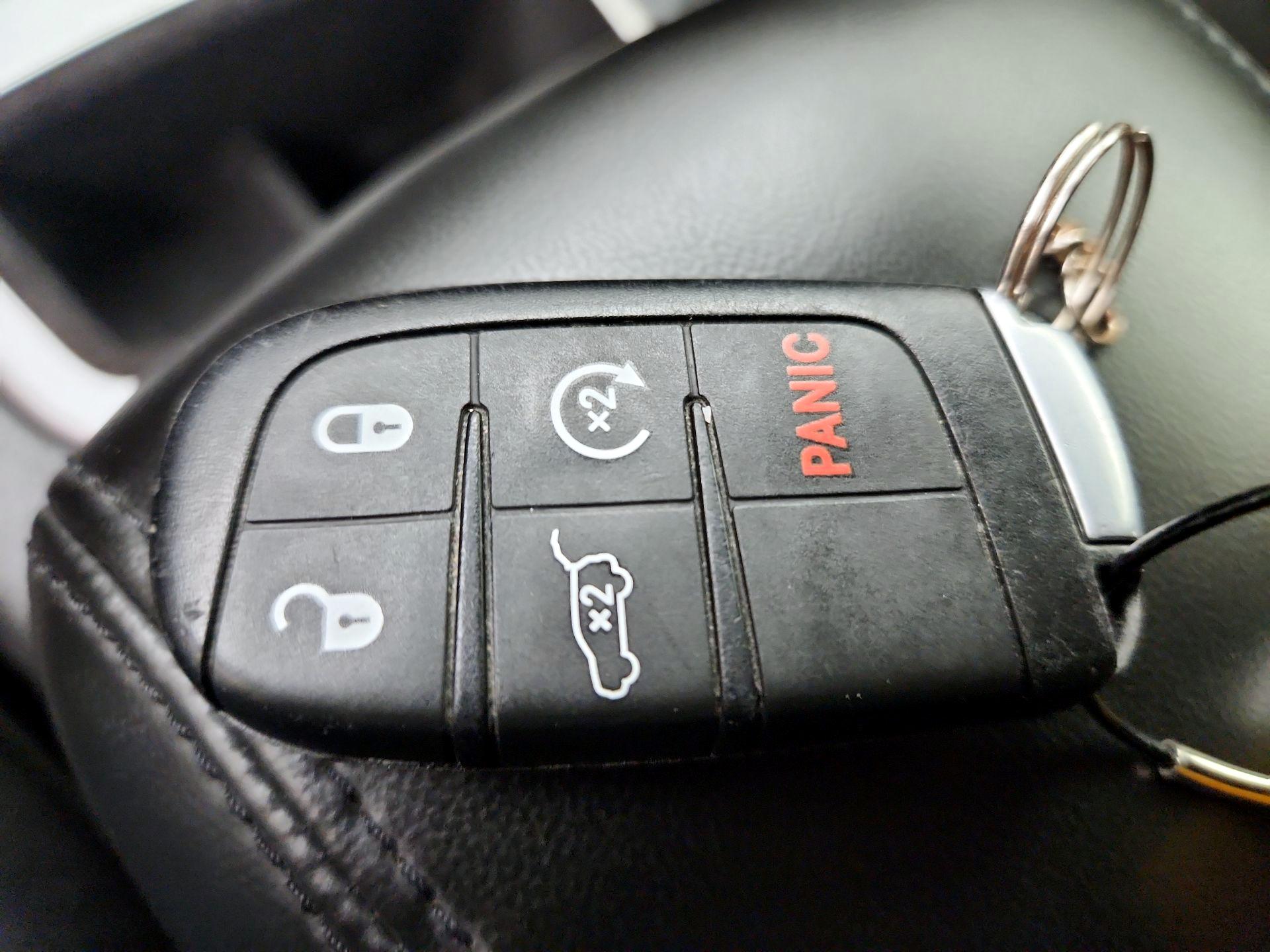 Thumbnail: 2020 Jeep Grand Cherokee - 18