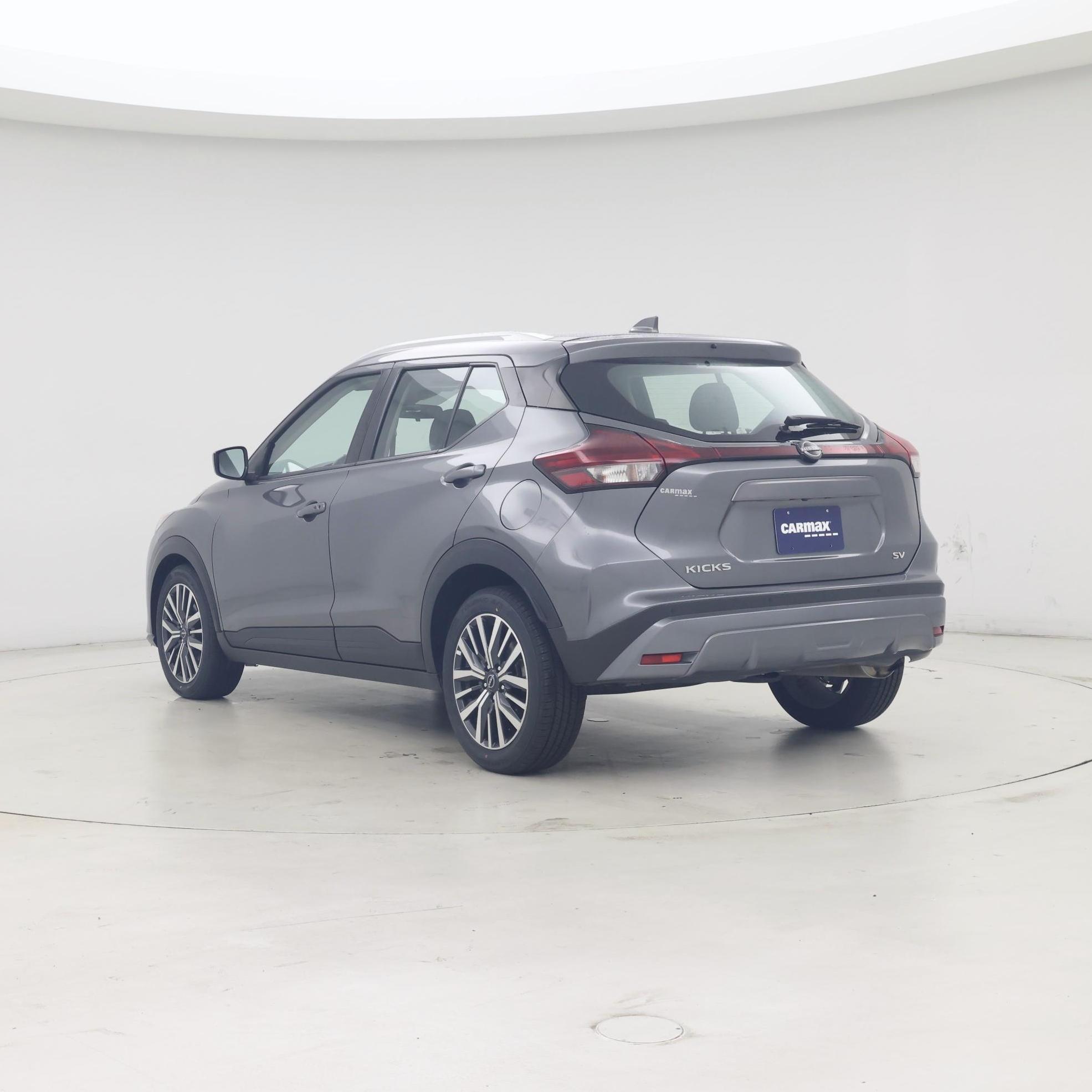 Thumbnail: 2023 Nissan Kicks - 2