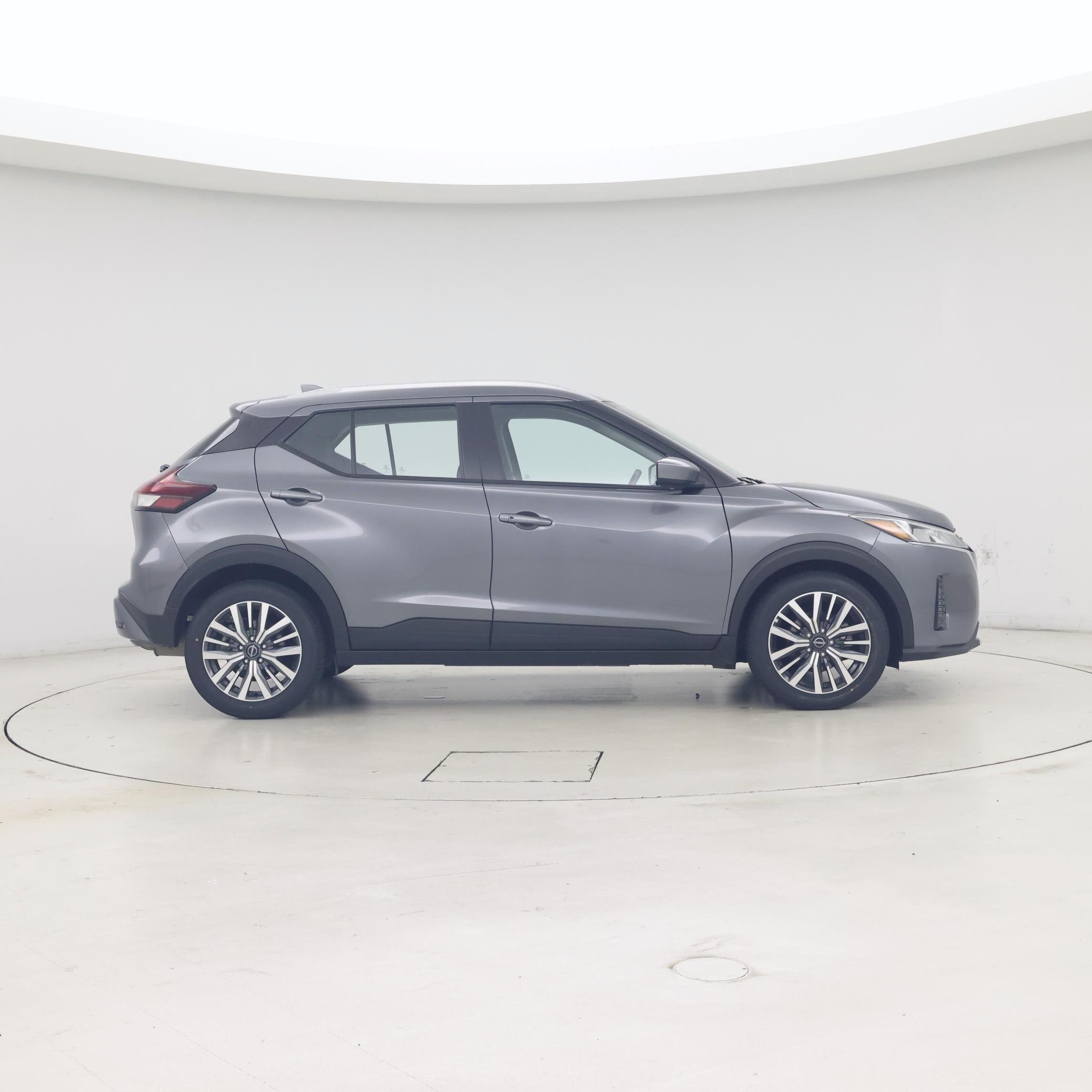 Thumbnail: 2023 Nissan Kicks - 7