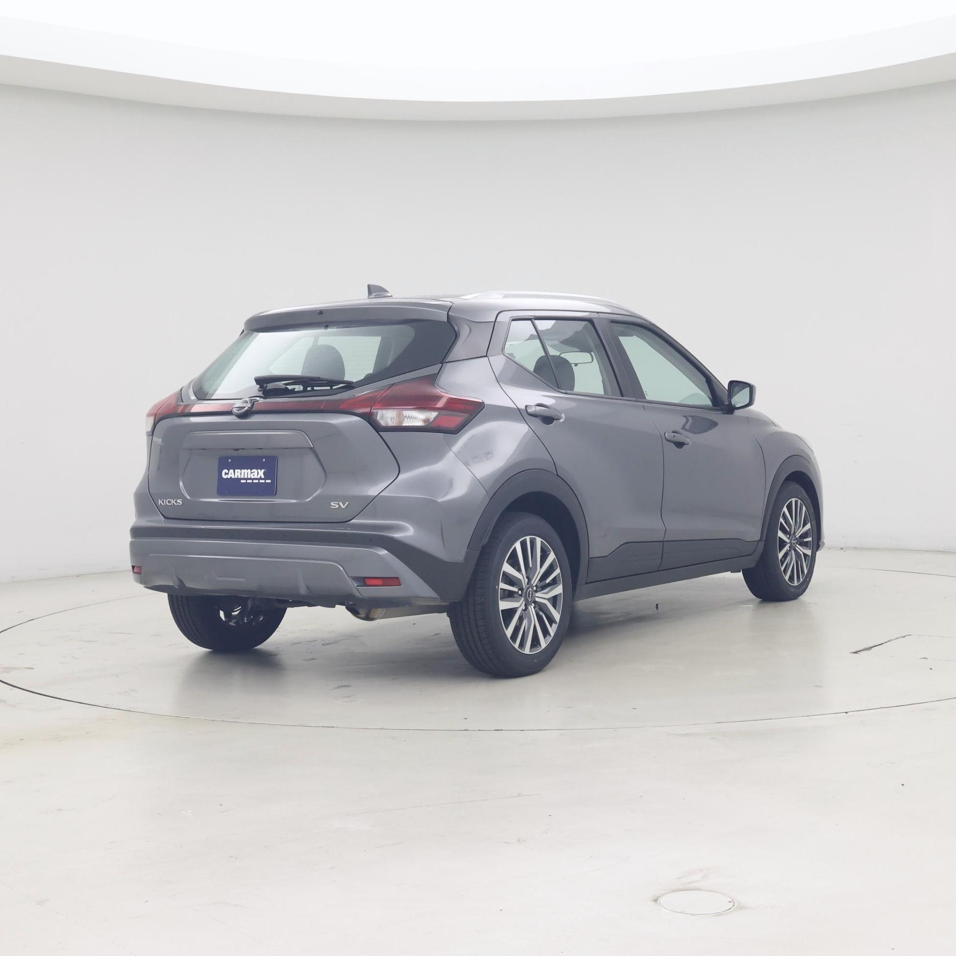 Thumbnail: 2023 Nissan Kicks - 8
