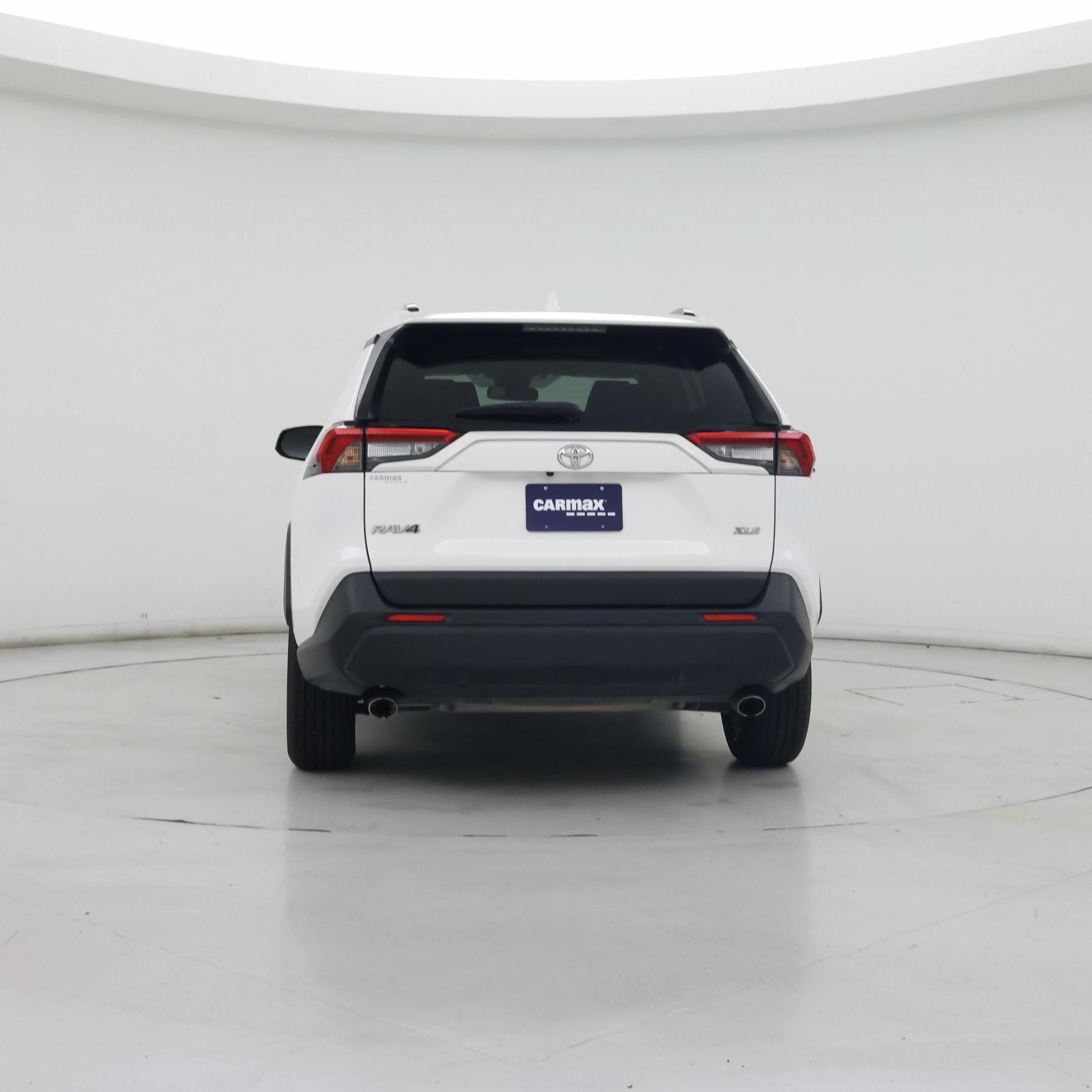 Thumbnail: 2019 Toyota RAV4 - 6