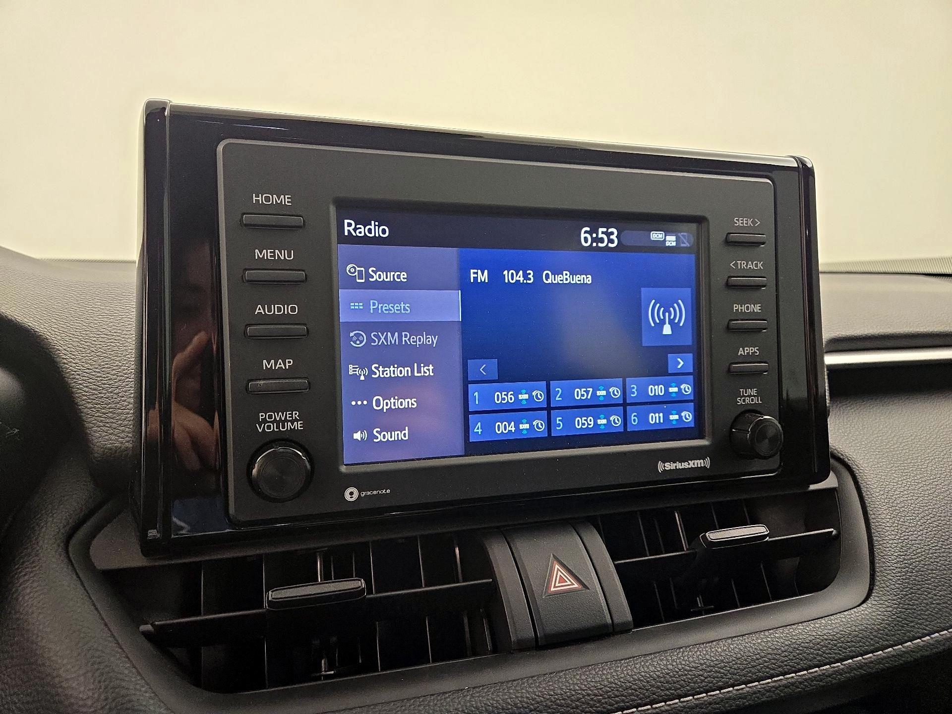 Thumbnail: 2022 Toyota RAV4 - 15