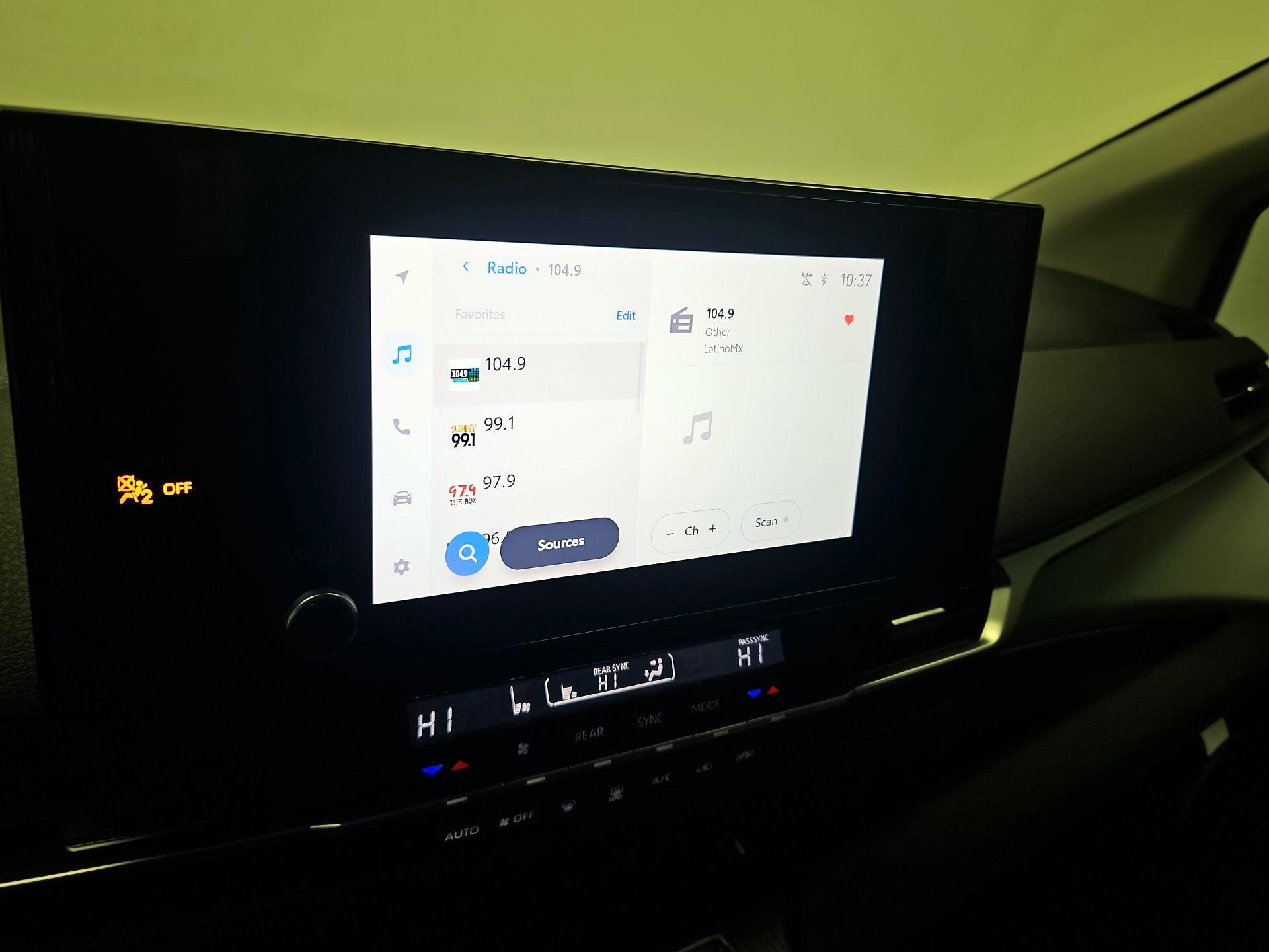 Thumbnail: 2025 Toyota Sienna - 15