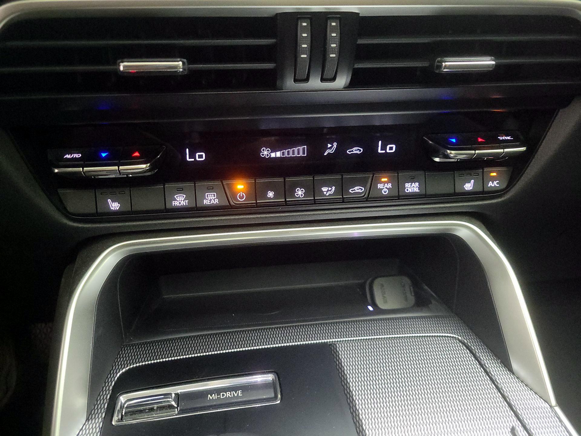 Thumbnail: 2024 Mazda CX-90 - 17