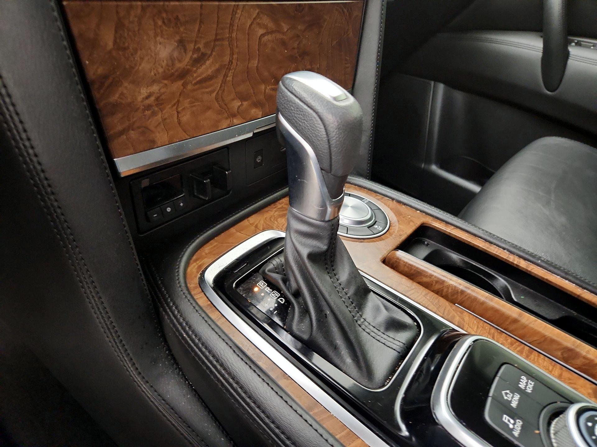 Thumbnail: 2023 Nissan Armada - 15