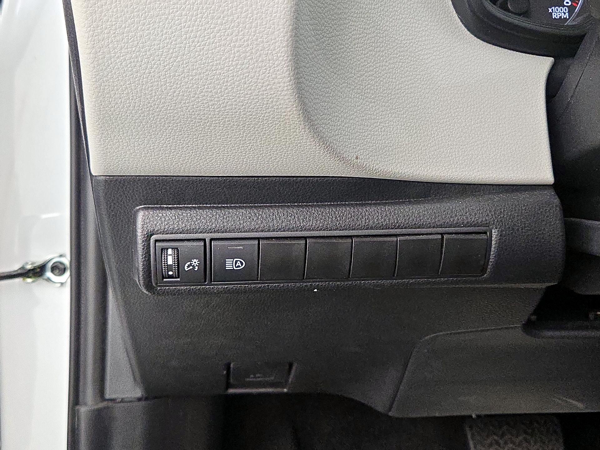 Thumbnail: 2025 Toyota Corolla - 13