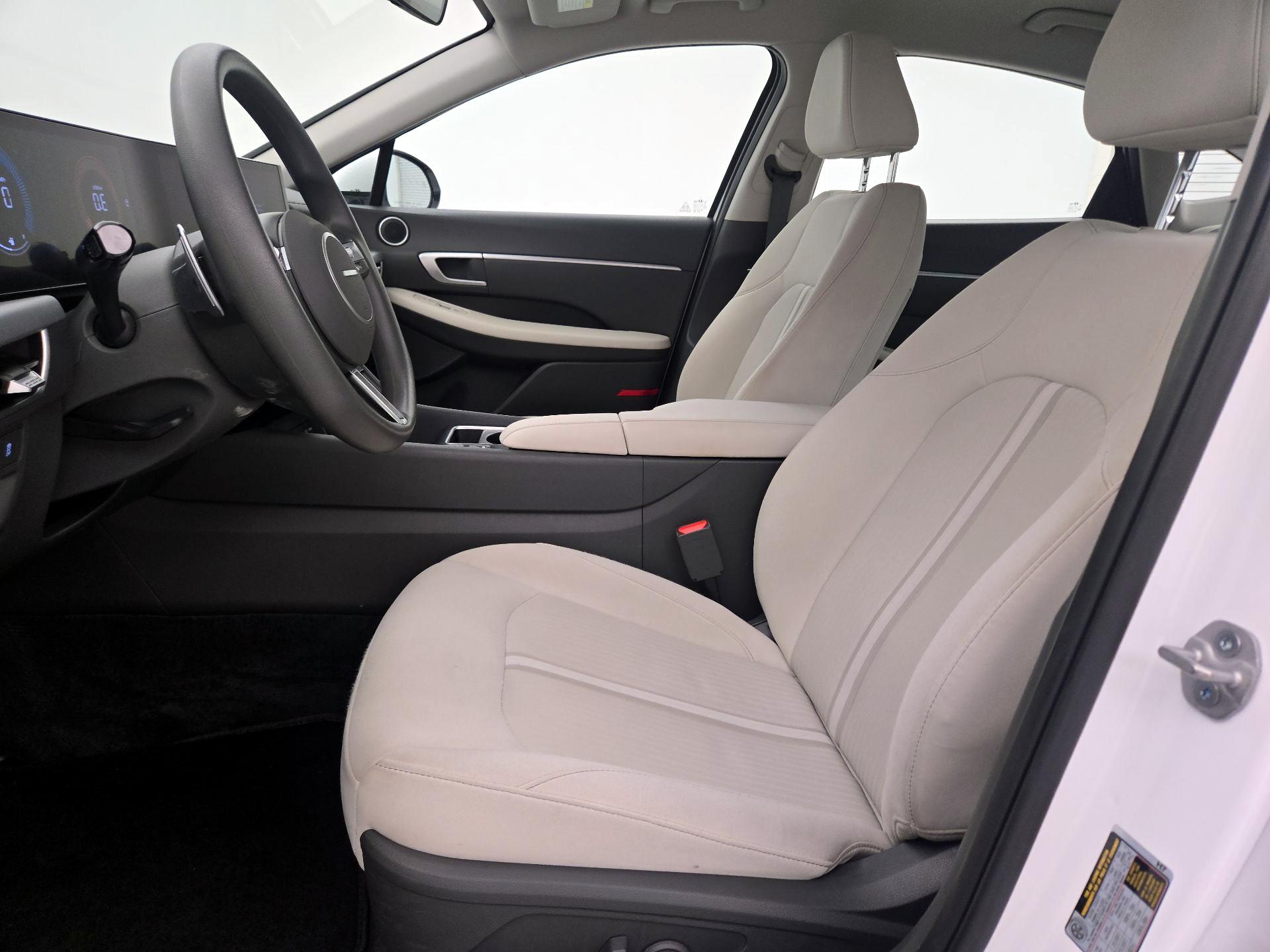 Thumbnail: 2025 Hyundai Sonata - 11