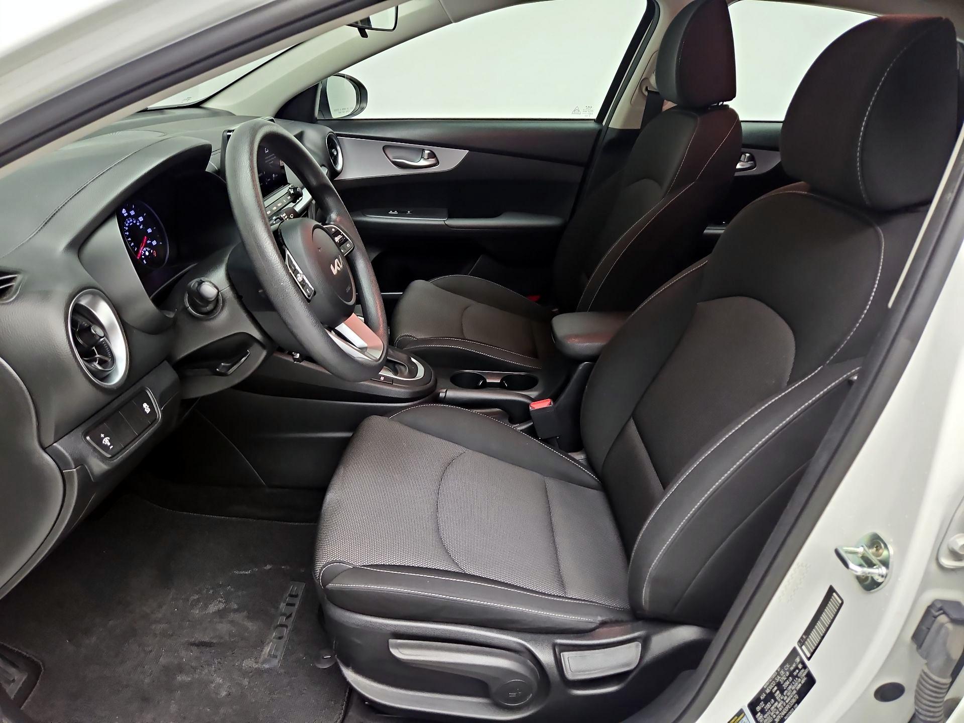 Thumbnail: 2023 Kia Forte - 11