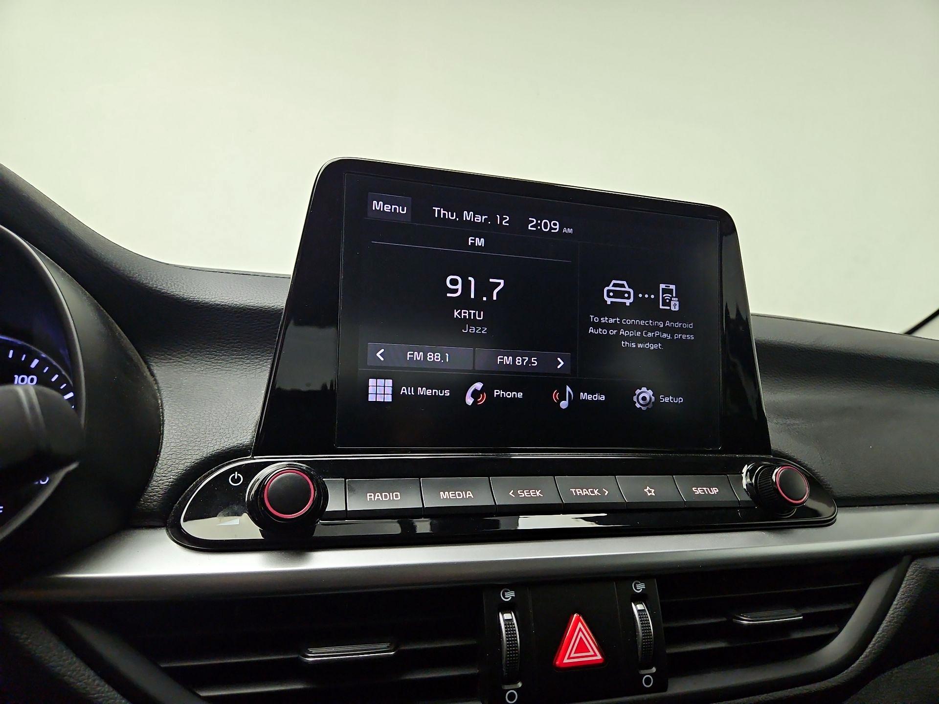 Thumbnail: 2023 Kia Forte - 15