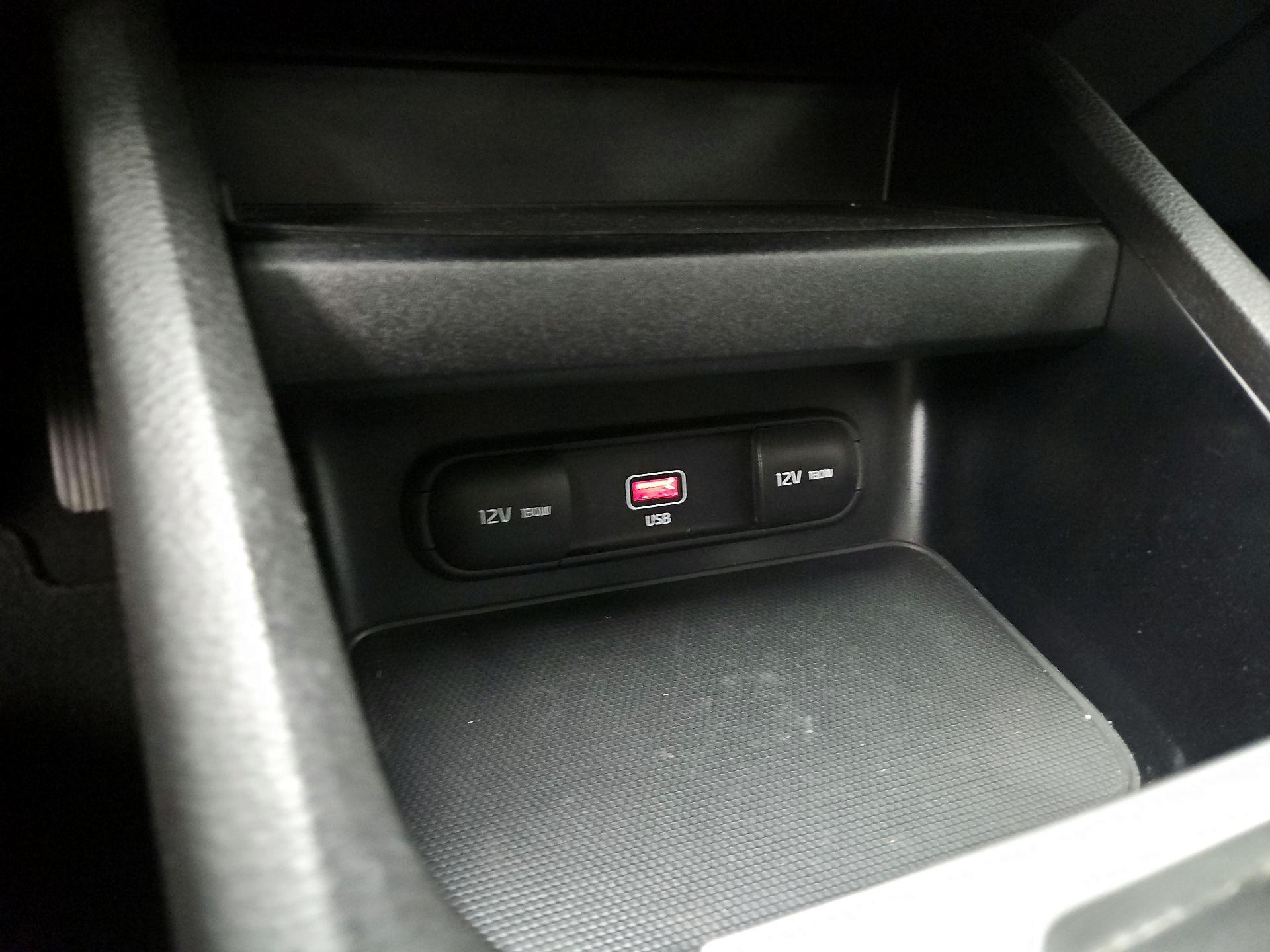 Thumbnail: 2023 Kia Forte - 18