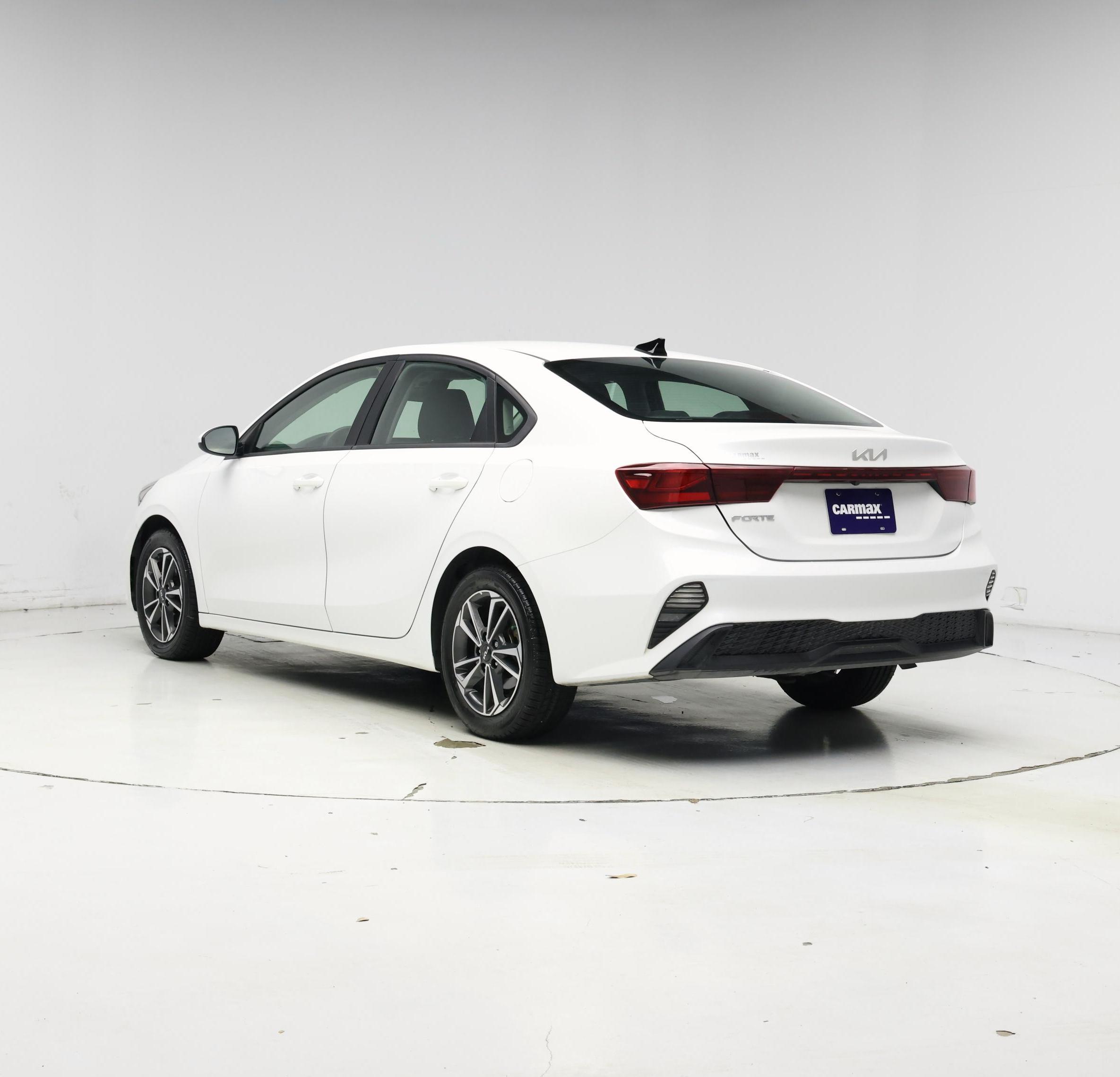 Thumbnail: 2023 Kia Forte - 2