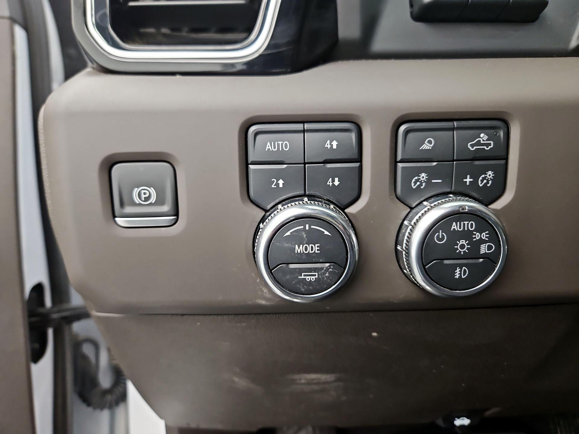 Thumbnail: 2025 GMC Sierra 2500 - 13