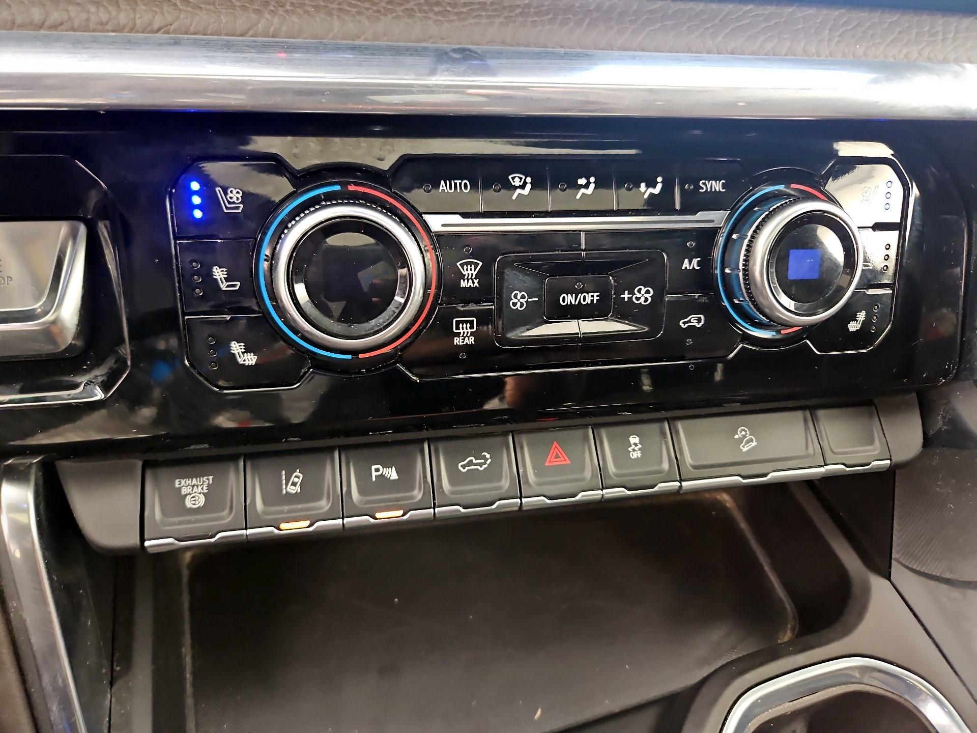 Thumbnail: 2025 GMC Sierra 2500 - 16