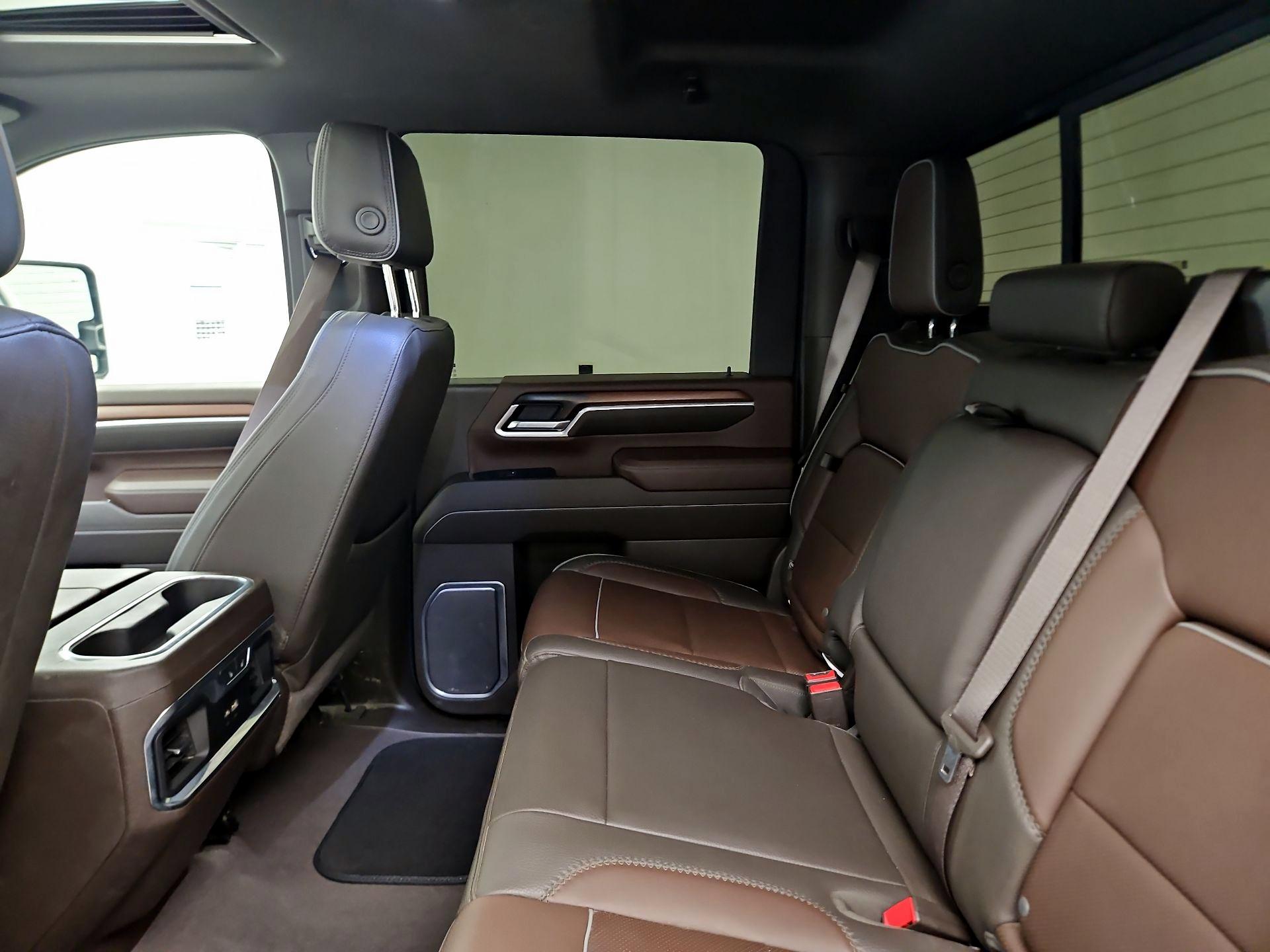 Thumbnail: 2025 GMC Sierra 2500 - 19