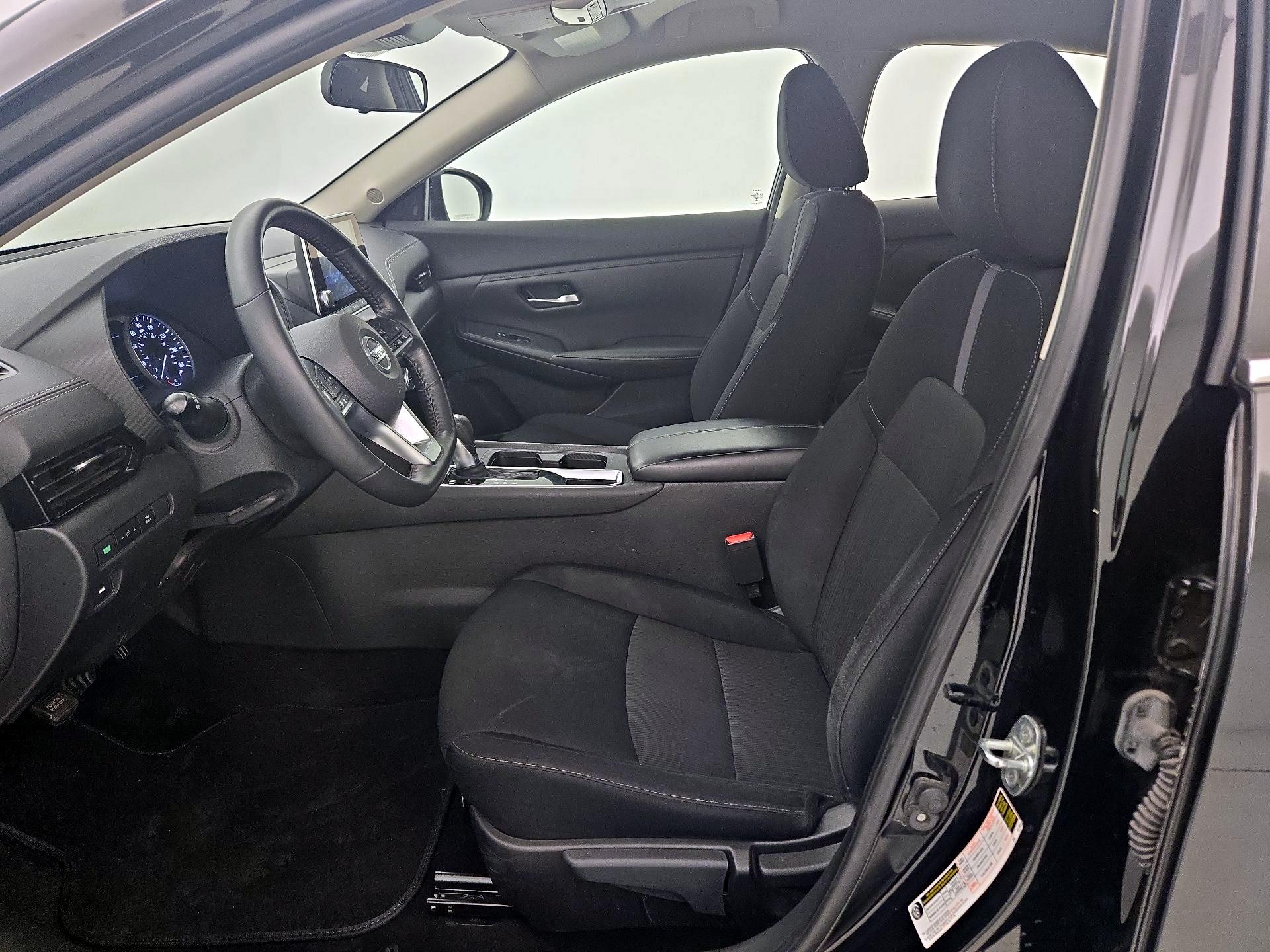 Thumbnail: 2022 Nissan Sentra - 11