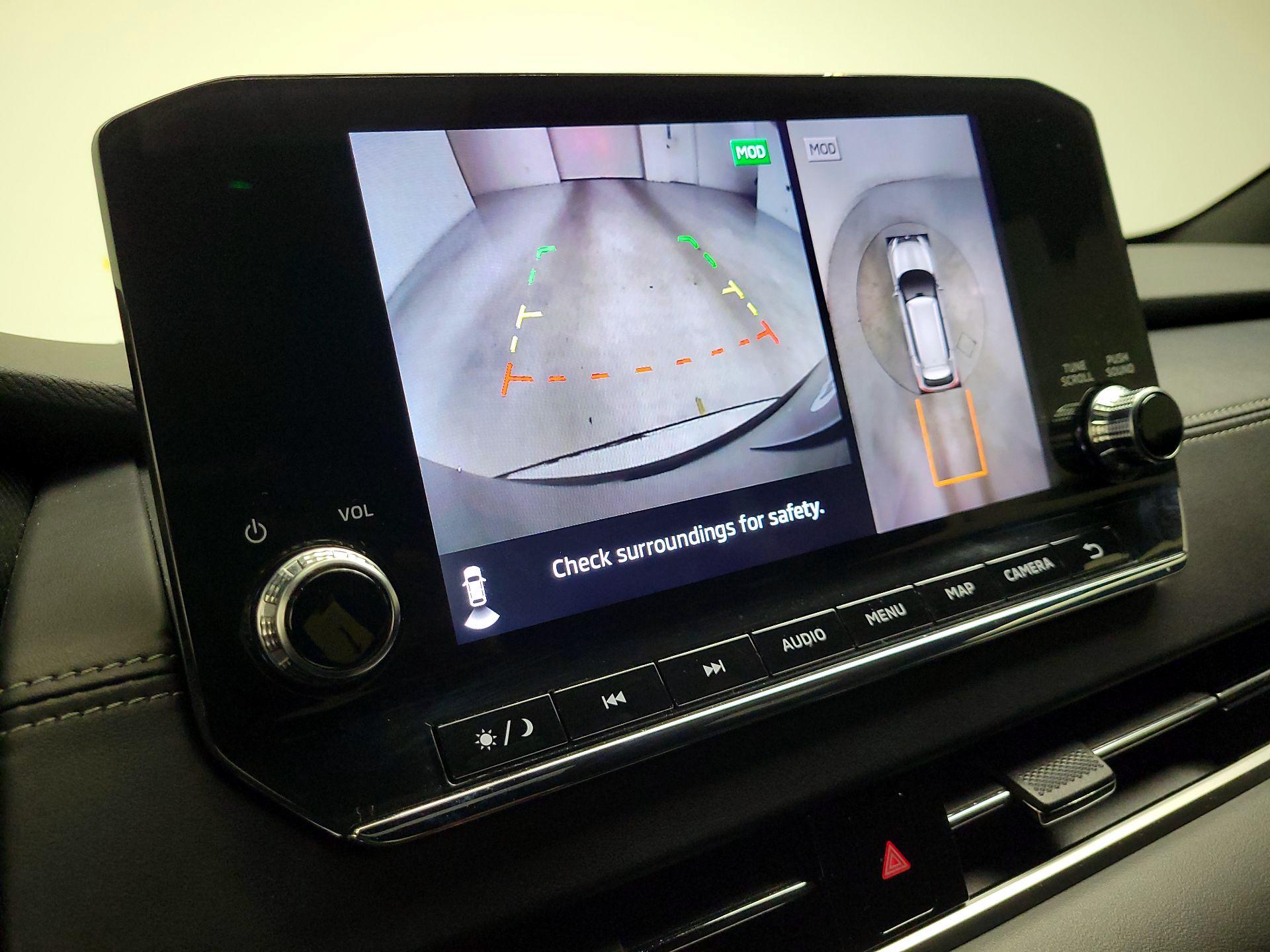 Thumbnail: 2023 Mitsubishi Outlander - 15