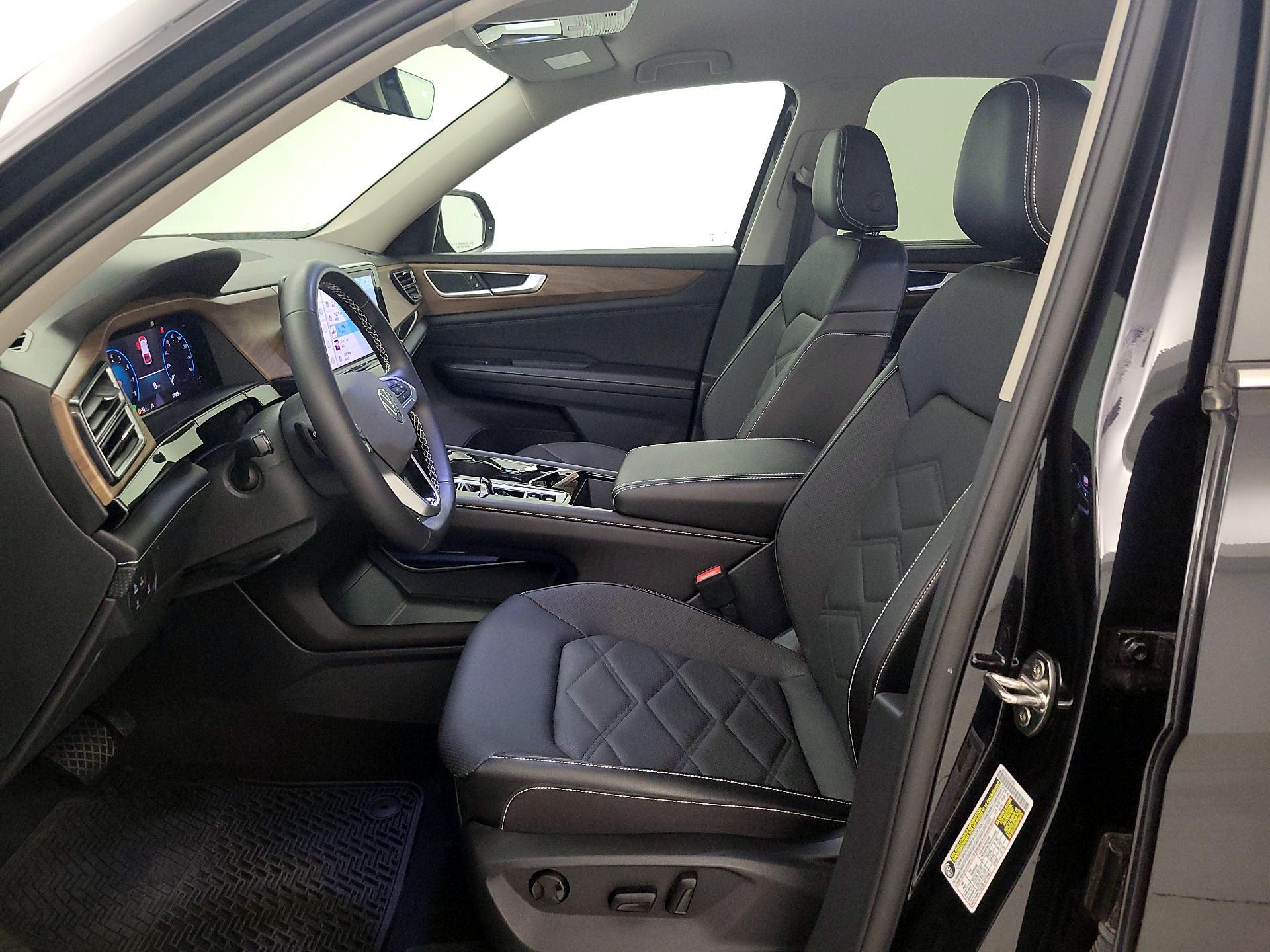 Thumbnail: 2024 Volkswagen Atlas - 11