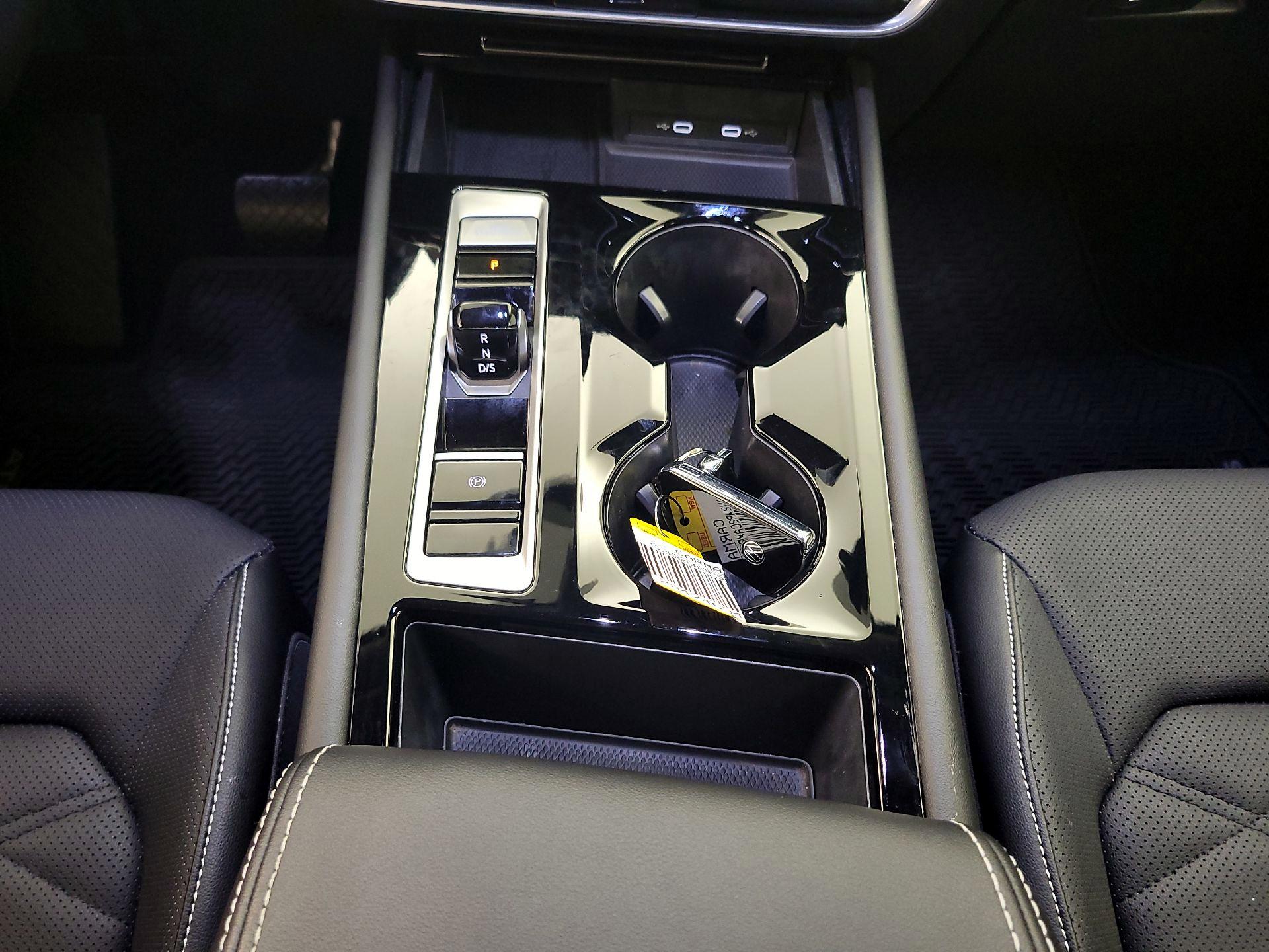 Thumbnail: 2024 Volkswagen Atlas - 17