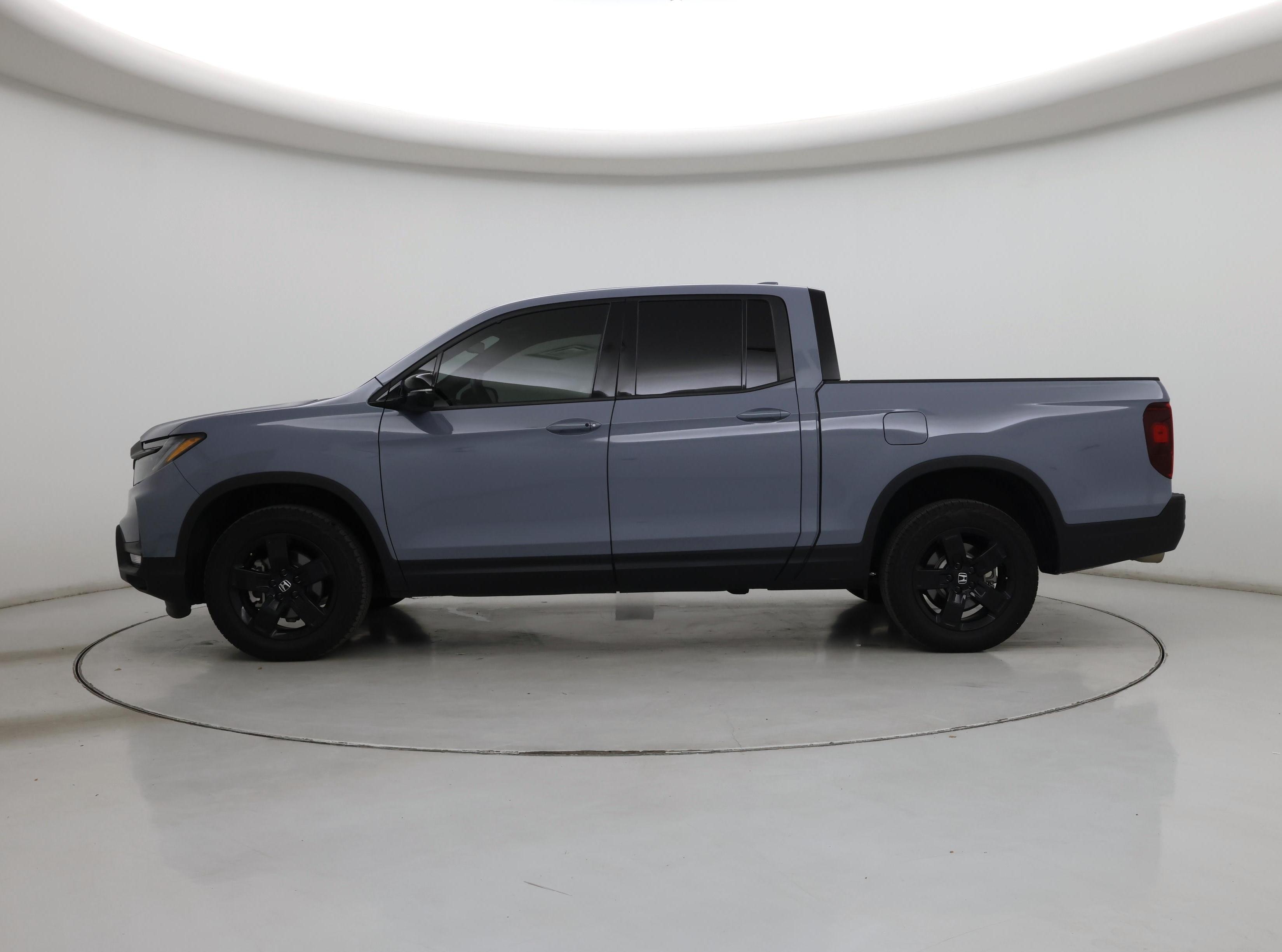 Thumbnail: 2025 Honda Ridgeline - 3