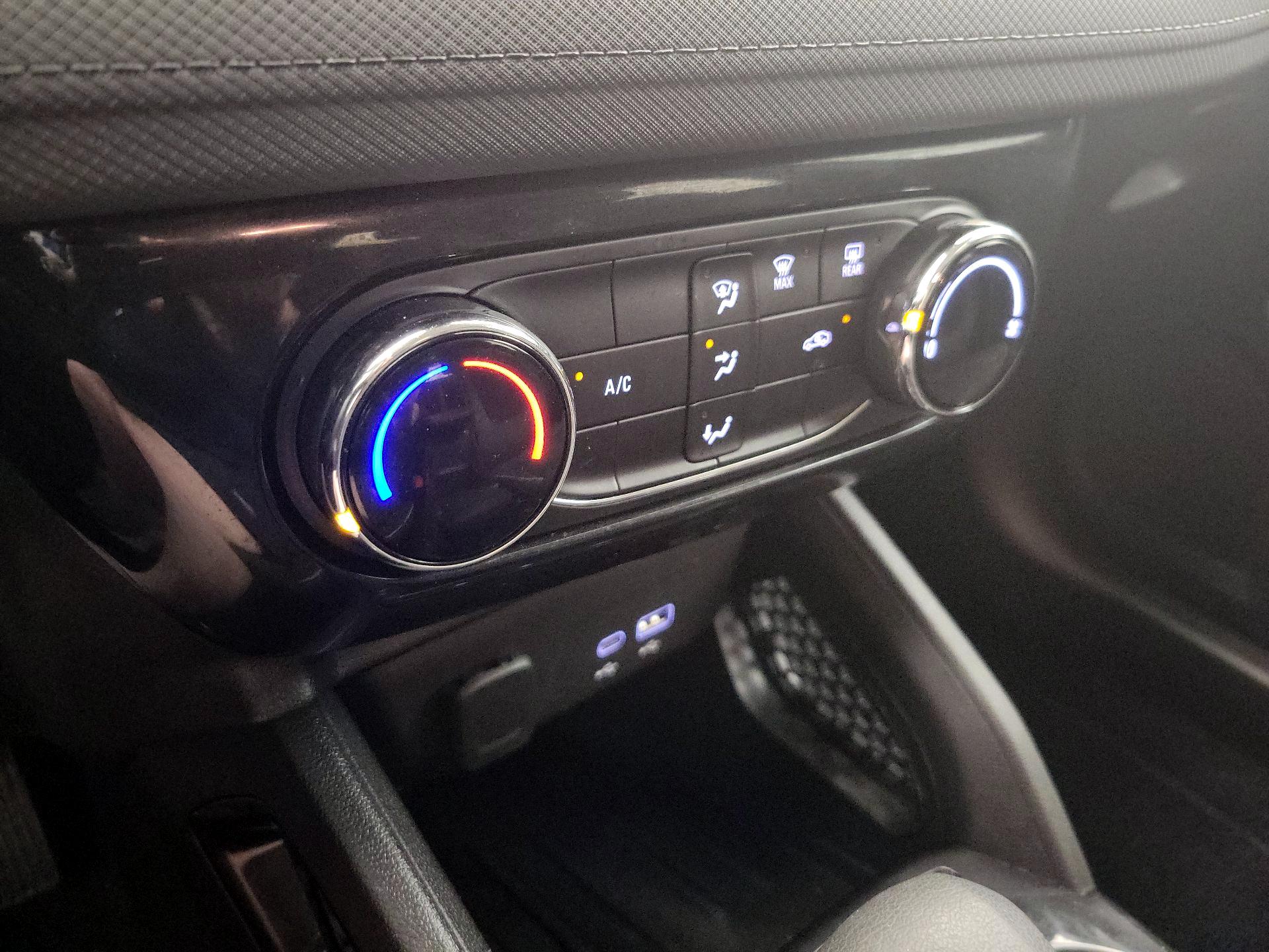 Thumbnail: 2024 Chevrolet TrailBlazer - 16