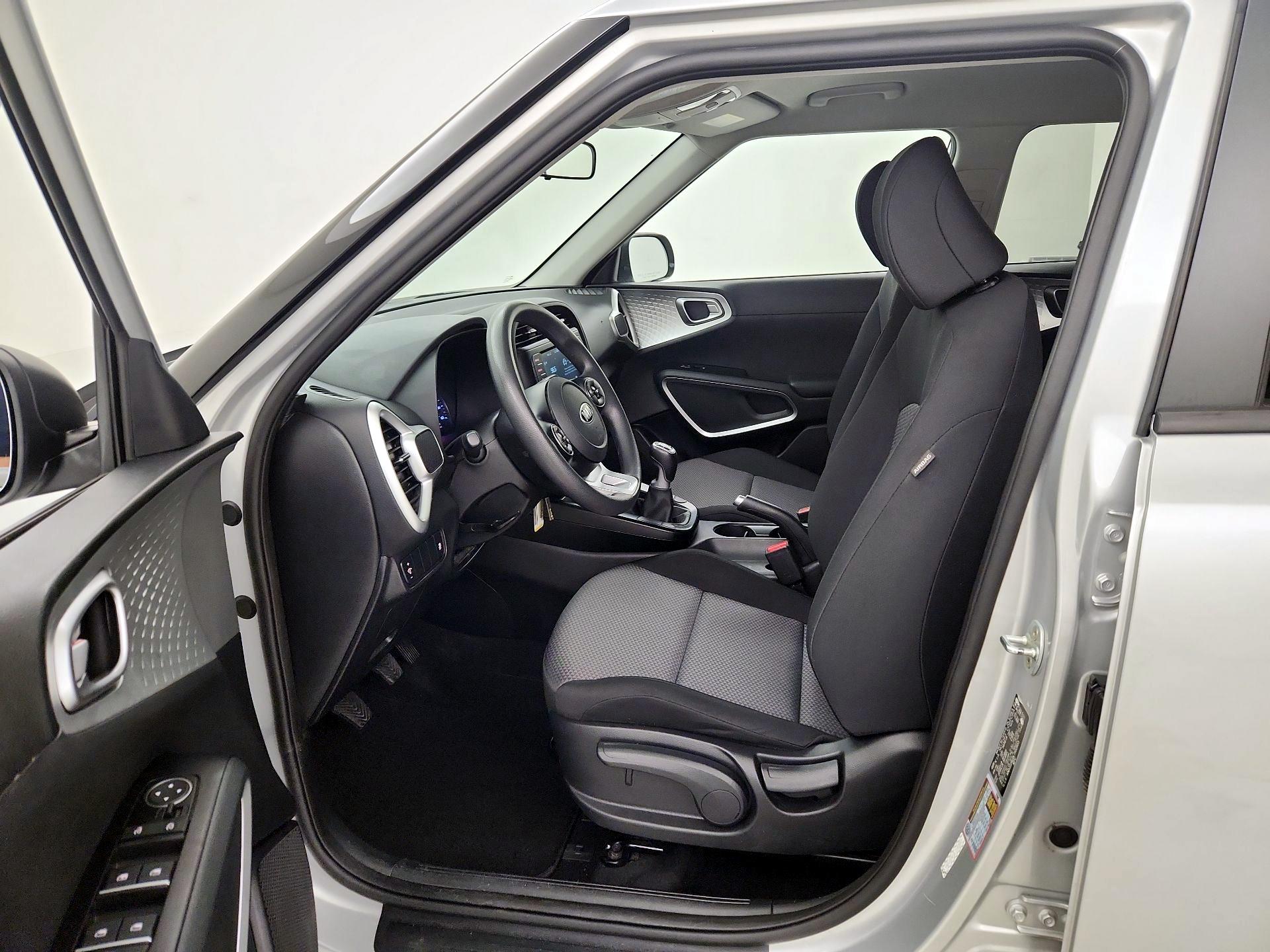 Thumbnail: 2020 Kia Soul - 11