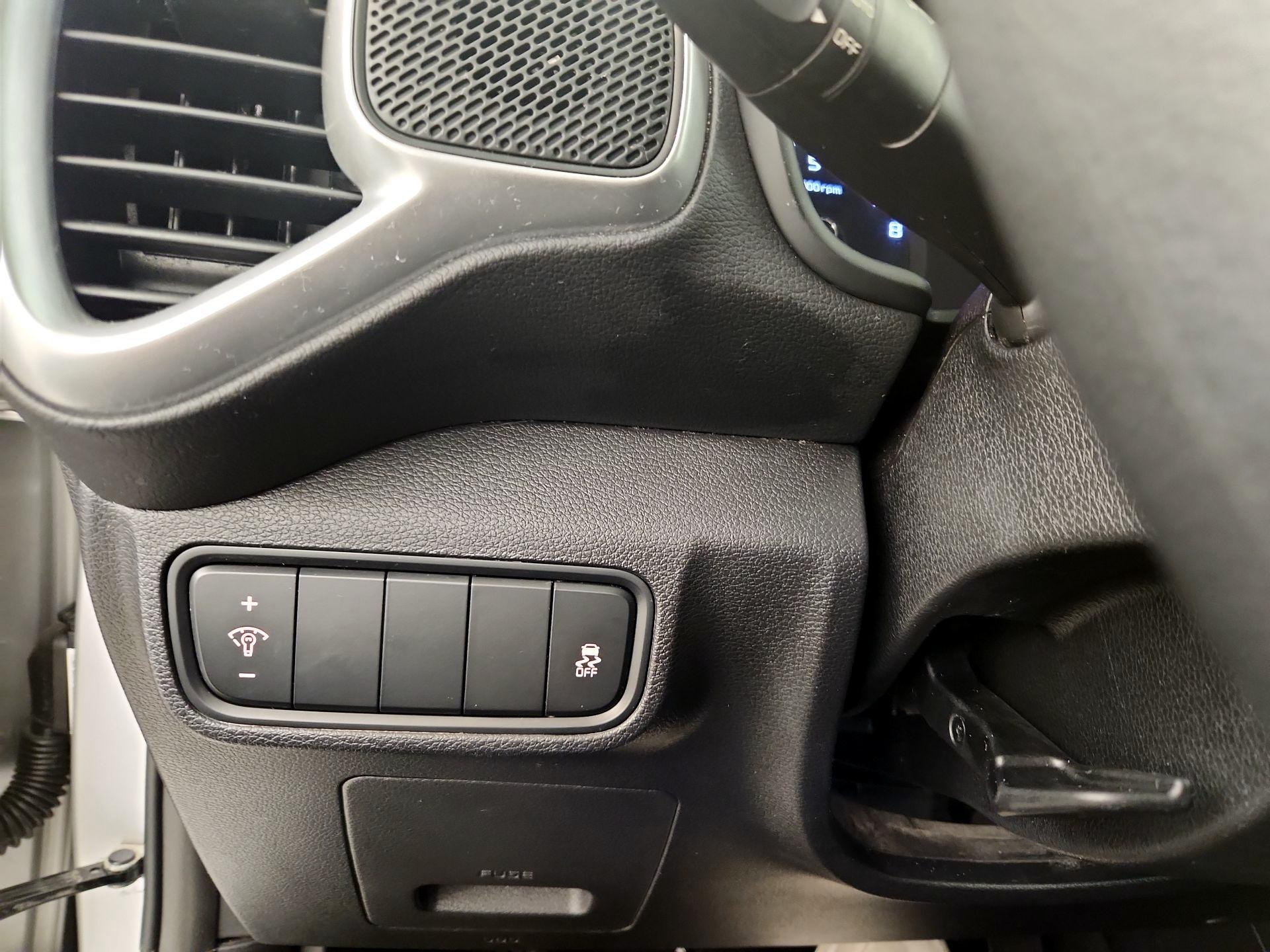 Thumbnail: 2020 Kia Soul - 13