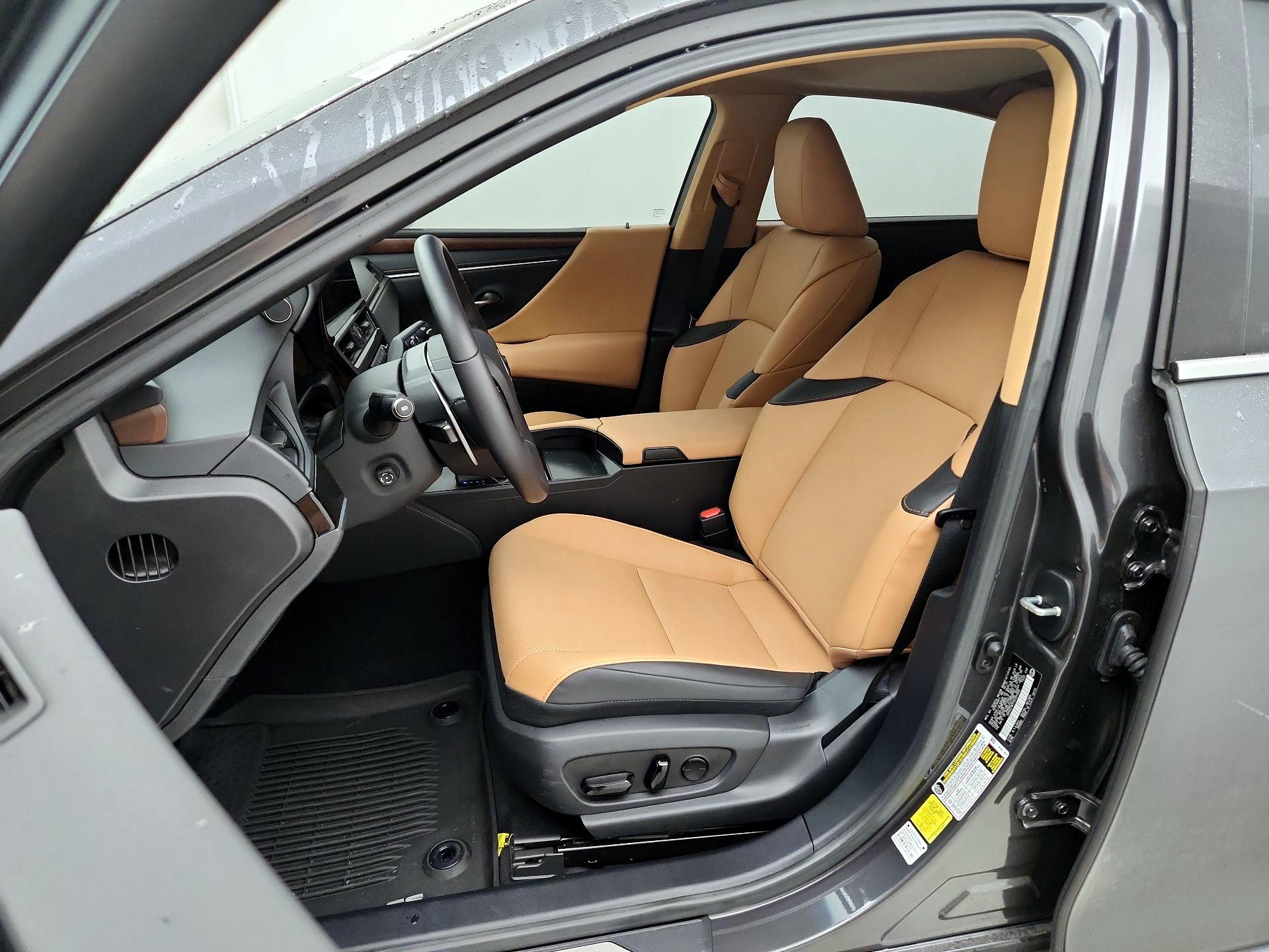 Thumbnail: 2025 Lexus ES - 11