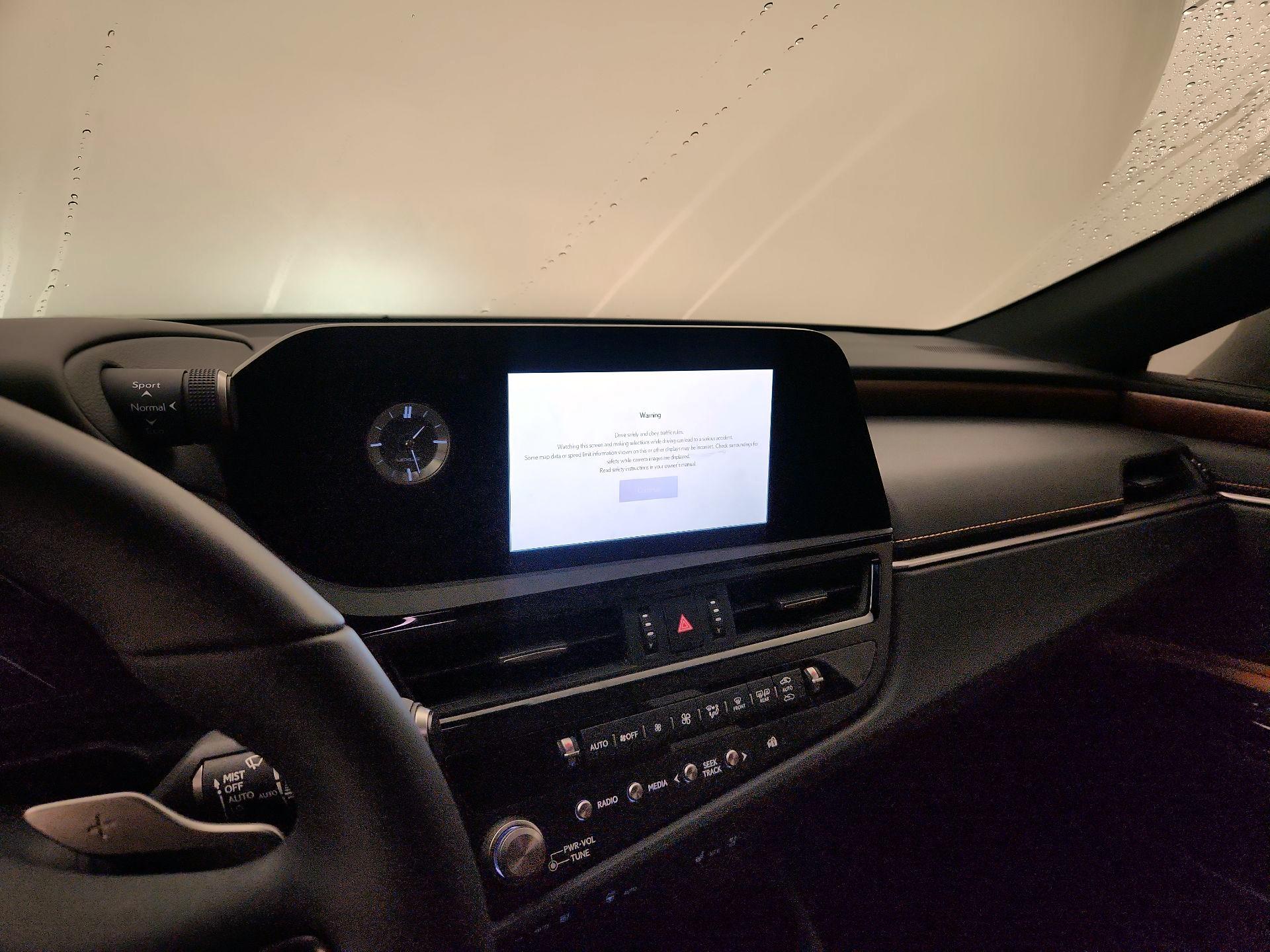 Thumbnail: 2025 Lexus ES - 13