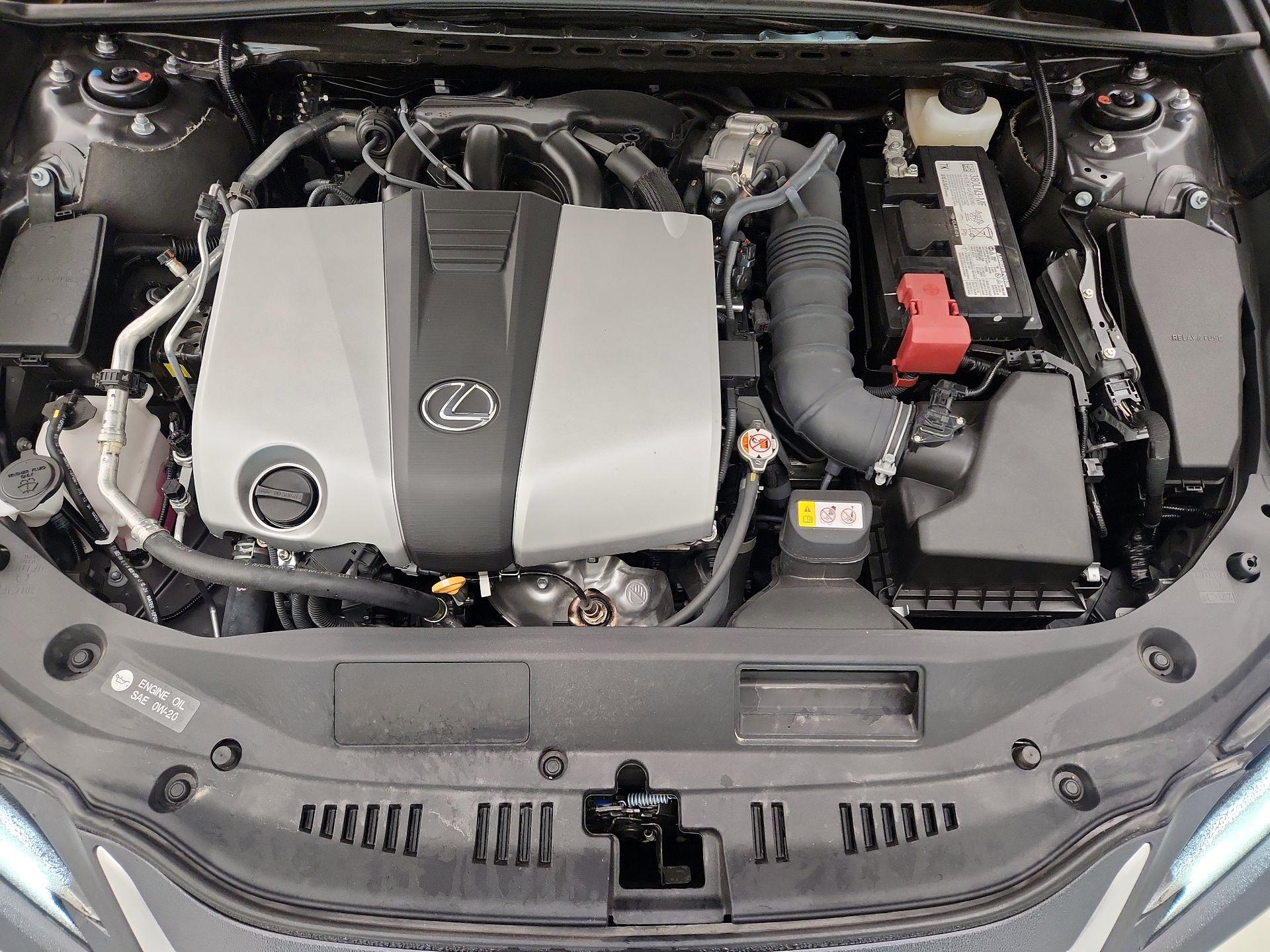 Thumbnail: 2025 Lexus ES - 17