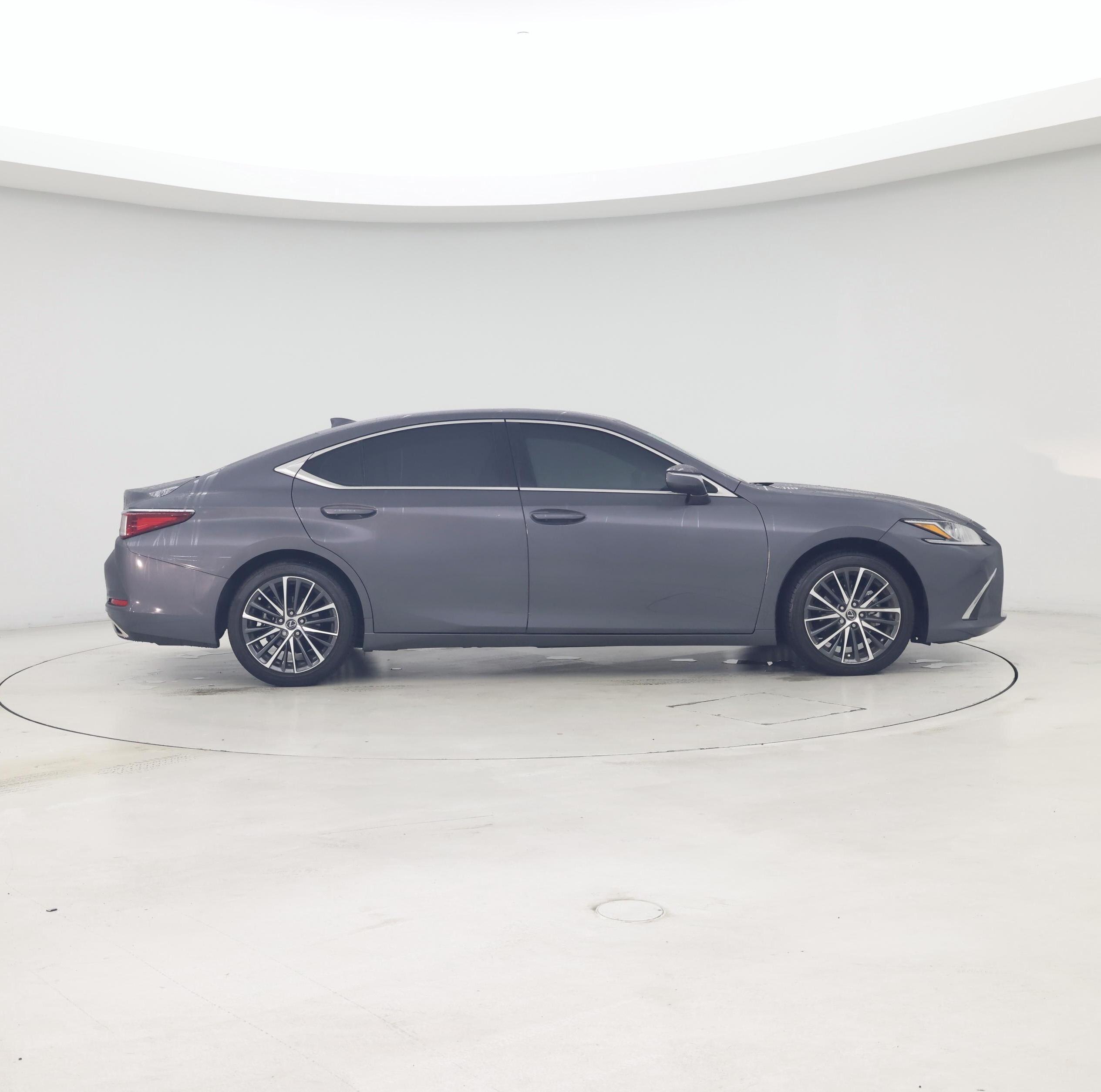Thumbnail: 2025 Lexus ES - 7