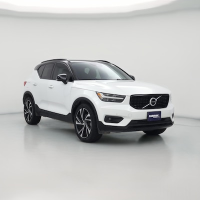 2022 Volvo XC40 T4 R-Design