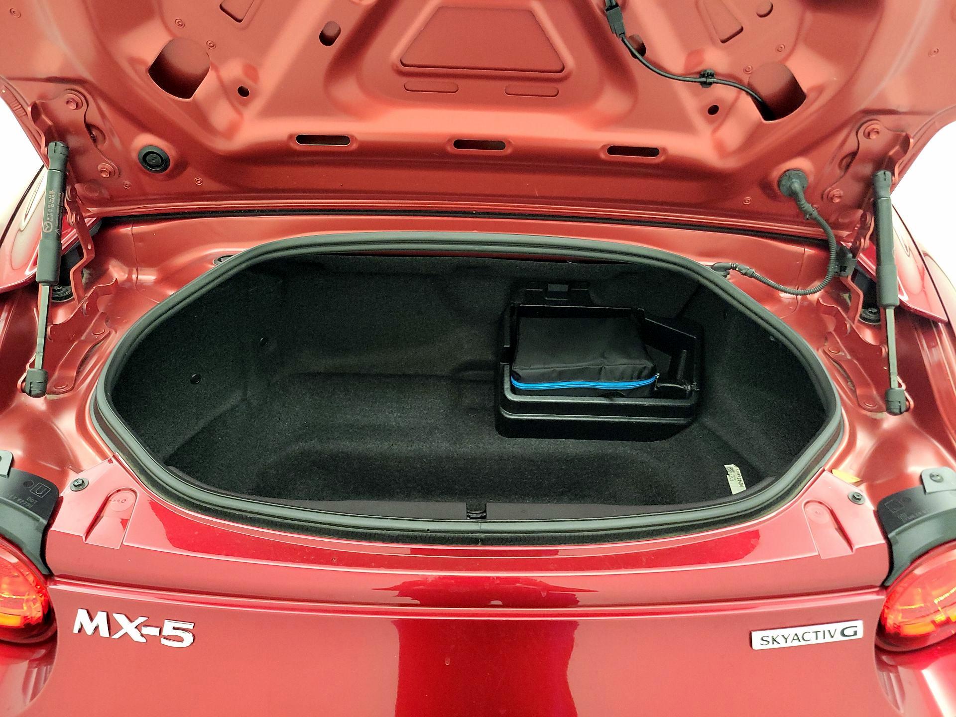 Thumbnail: 2020 Mazda MX-5 Miata - 19