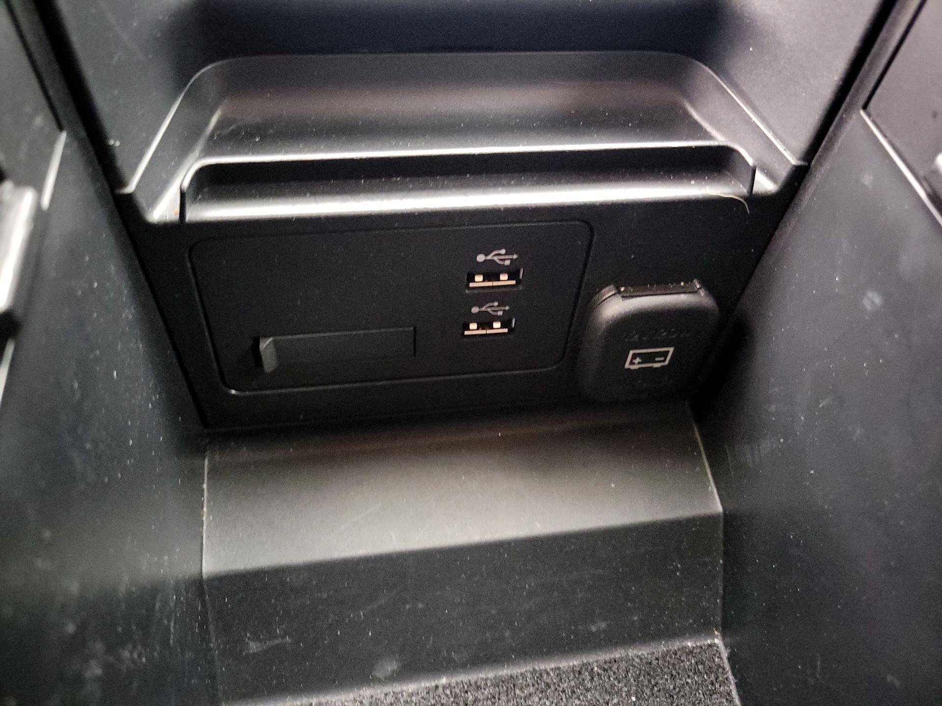 Thumbnail: 2023 Mazda CX-30 - 18