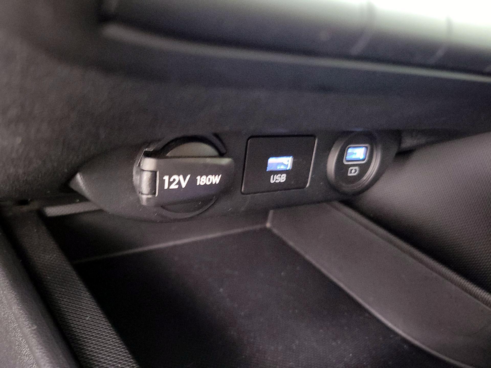 Thumbnail: 2023 Hyundai Elantra - 16