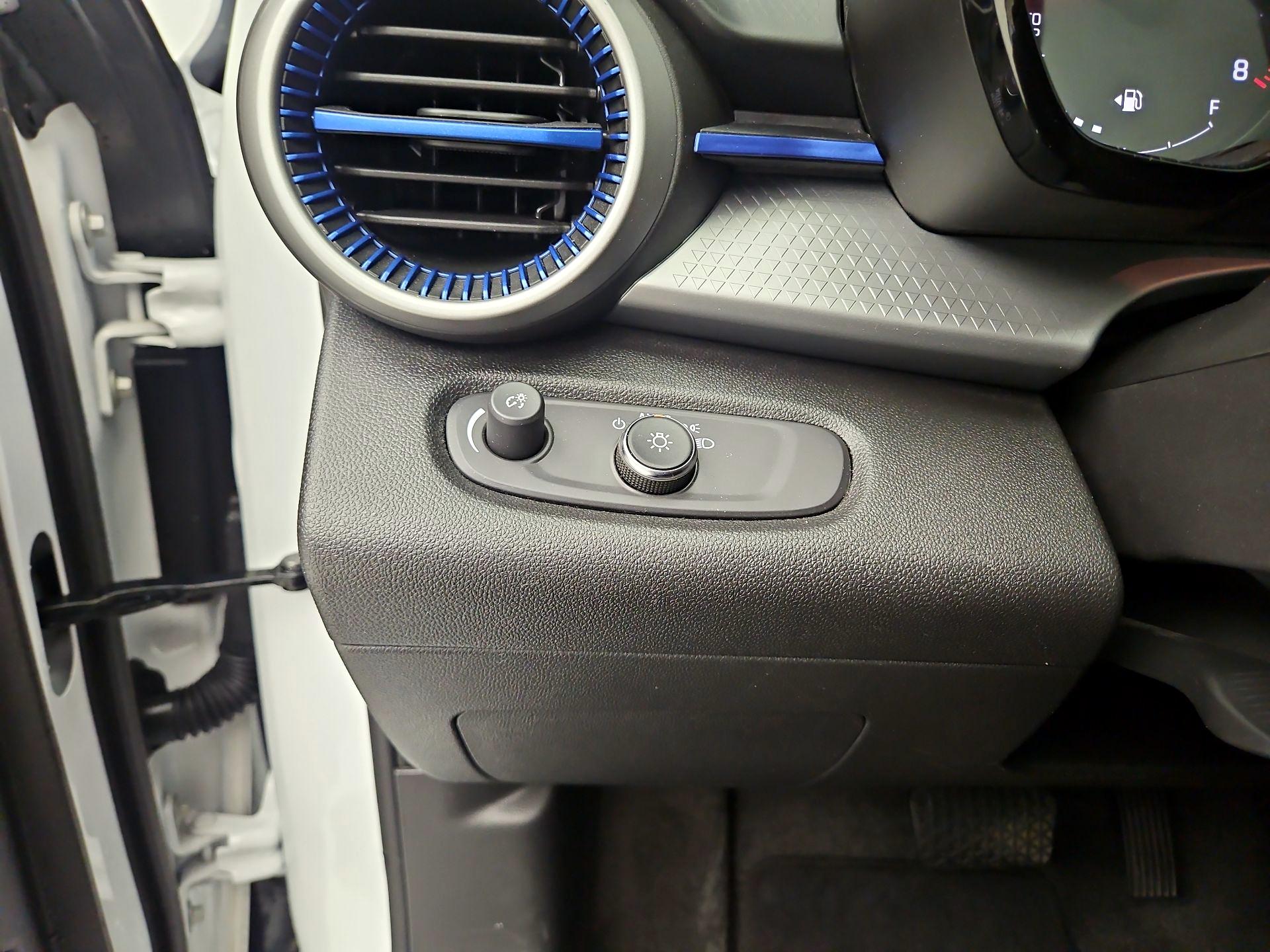 Thumbnail: 2025 Chevrolet Trax - 13