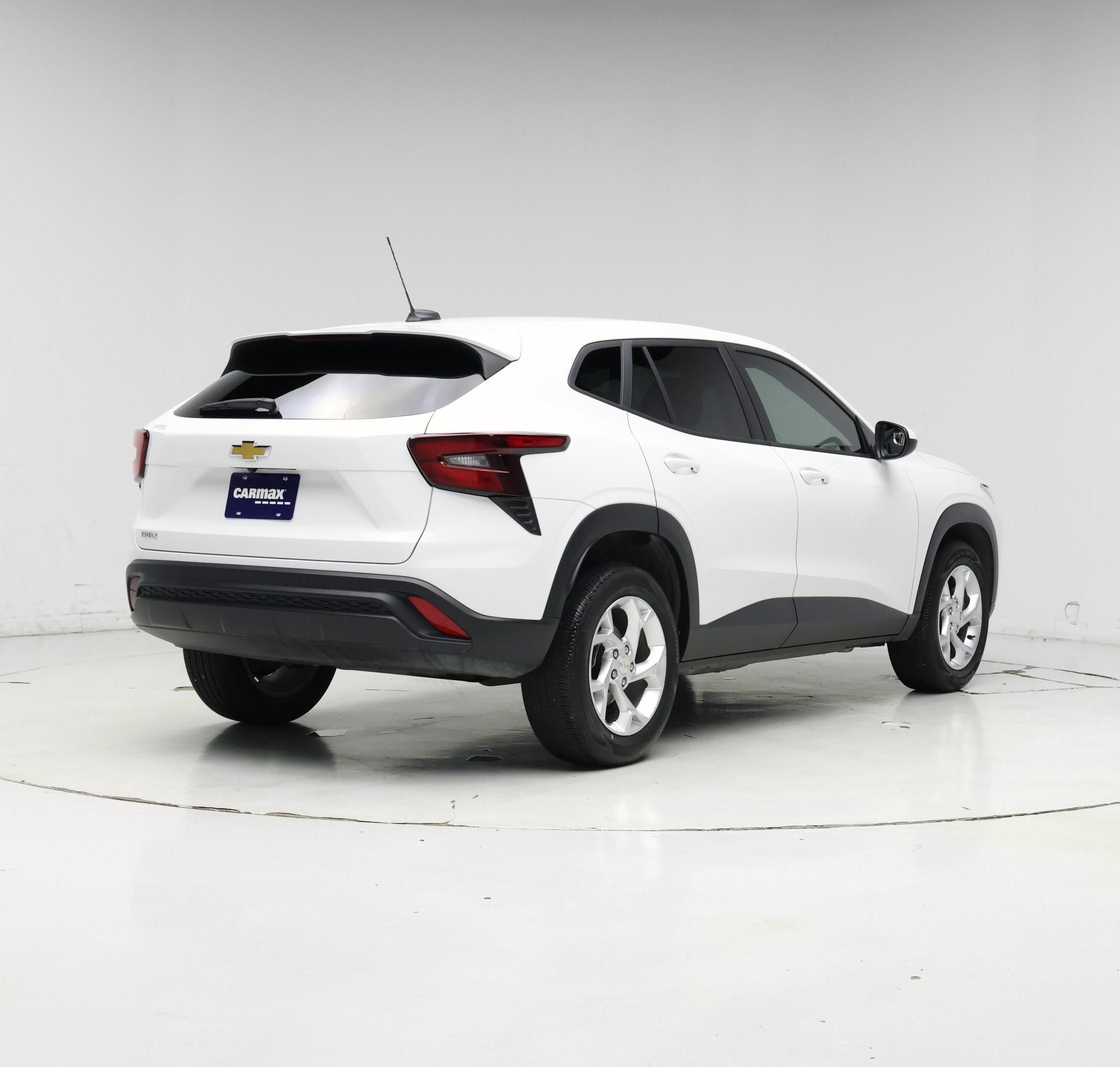 Thumbnail: 2025 Chevrolet Trax - 8