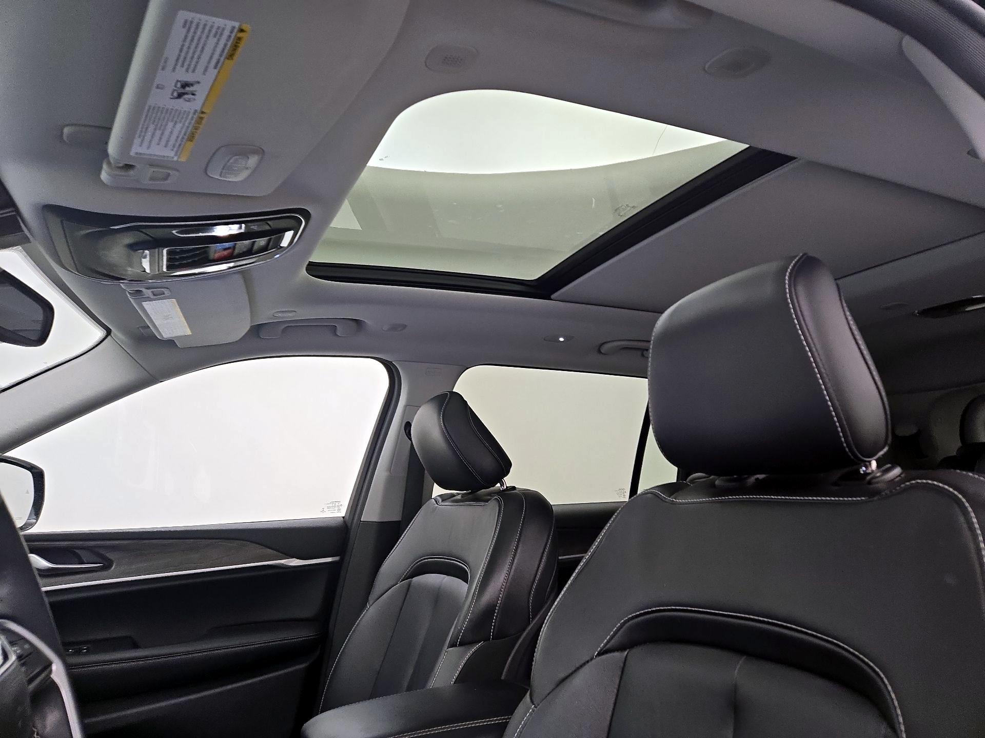 Thumbnail: 2022 Jeep Grand Cherokee L - 20